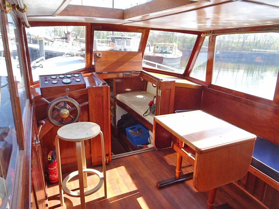 Bakdeksalonkruiser 11.20