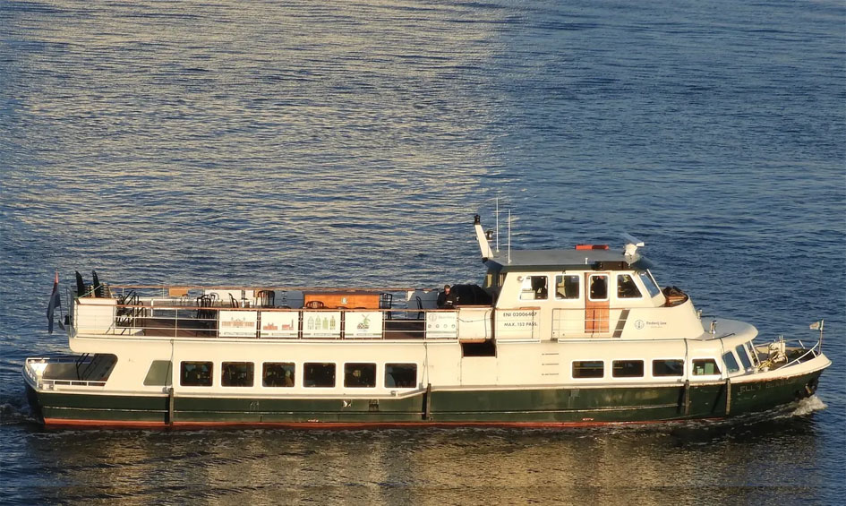 Dagpassagiersschip 152 pers