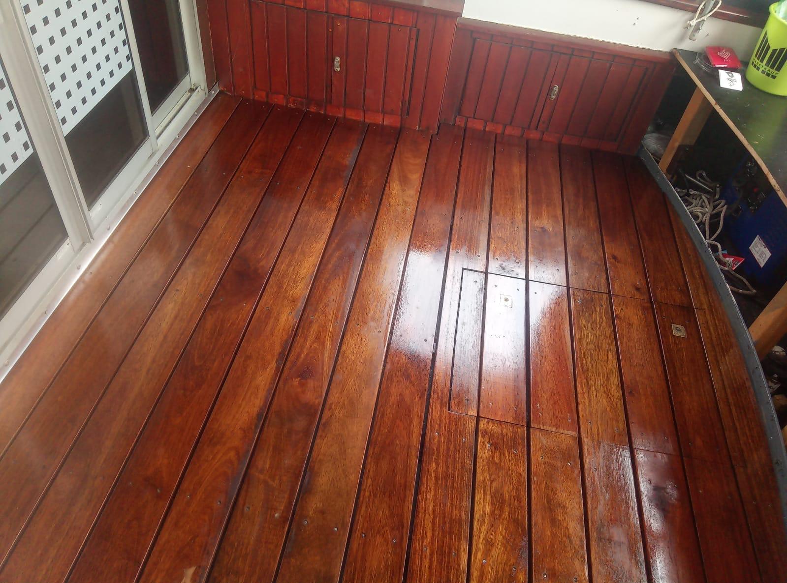 Veerdörn 13.00 Flybridge