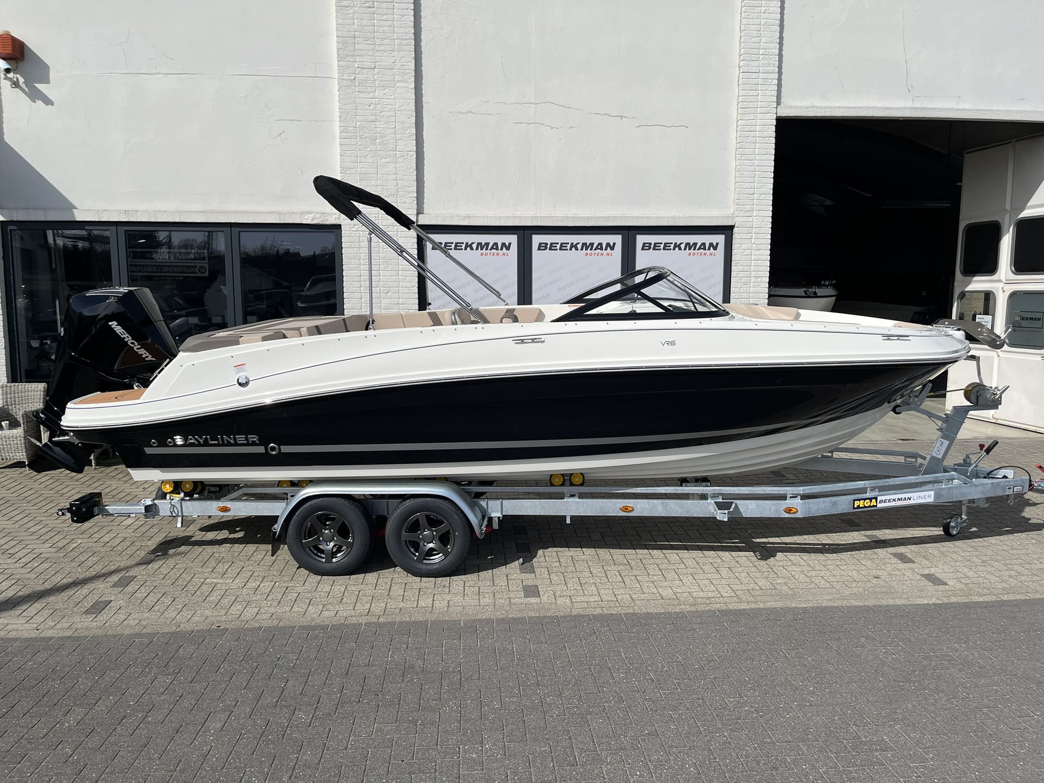 Bayliner VR6 Bowrider