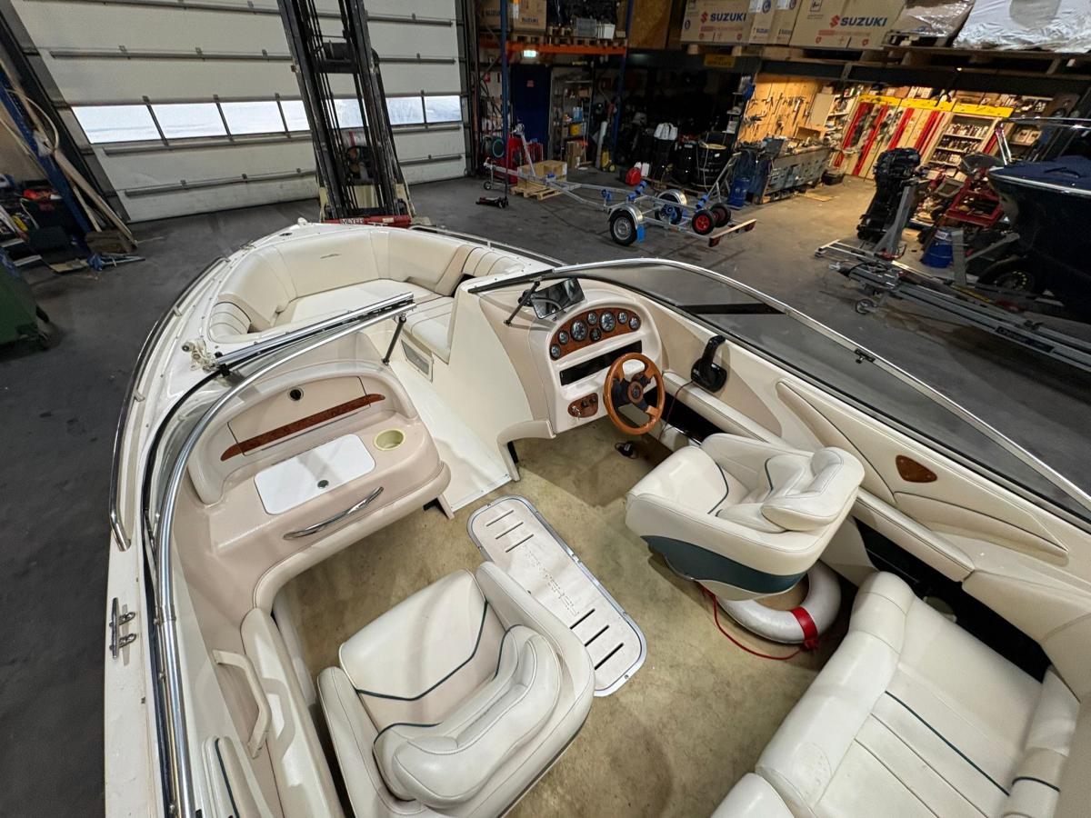 Monterey Montura 196 Bowrider