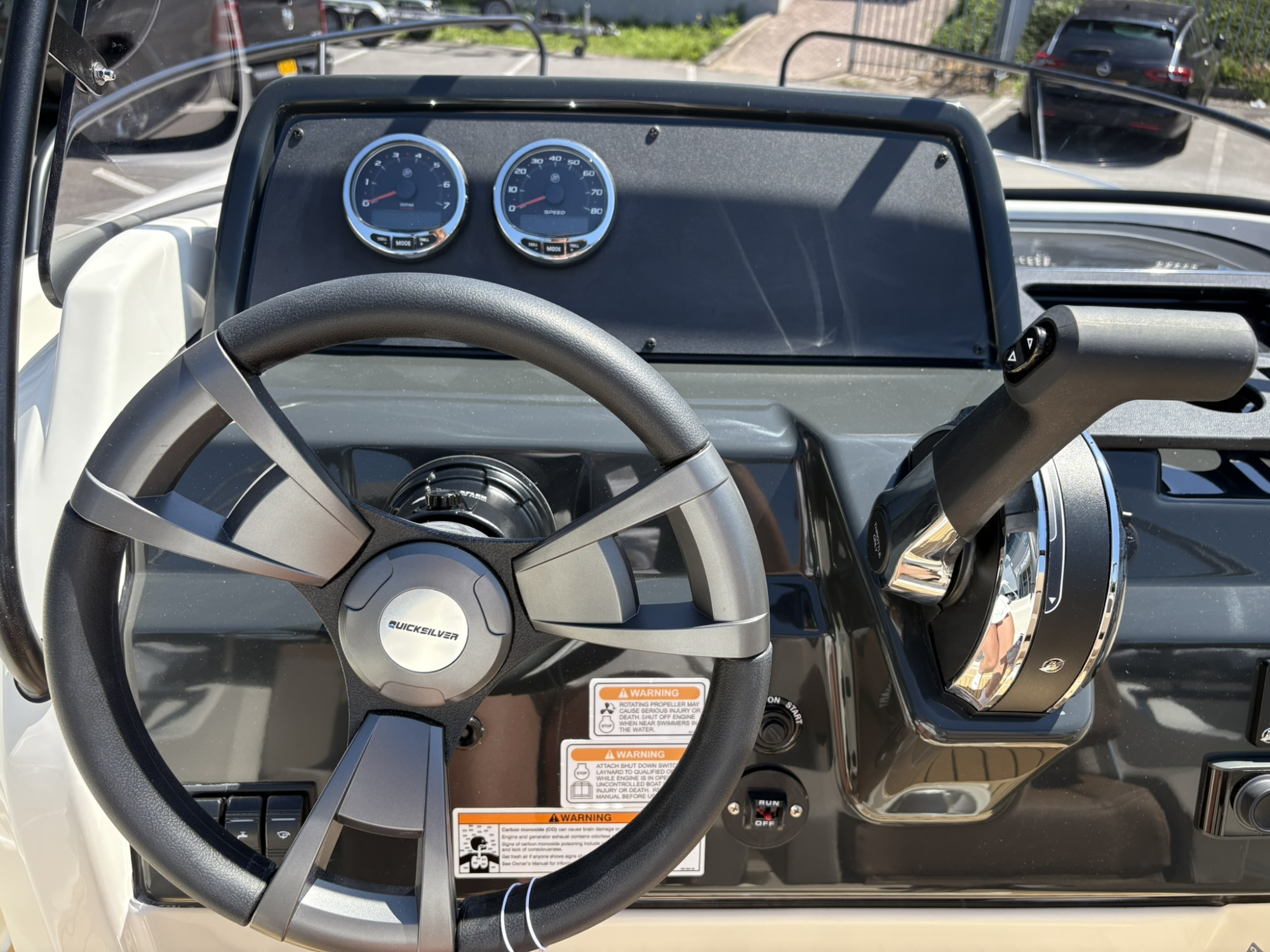 Quicksilver 605 Activ Open met Mercury 115 pk op voorraad!