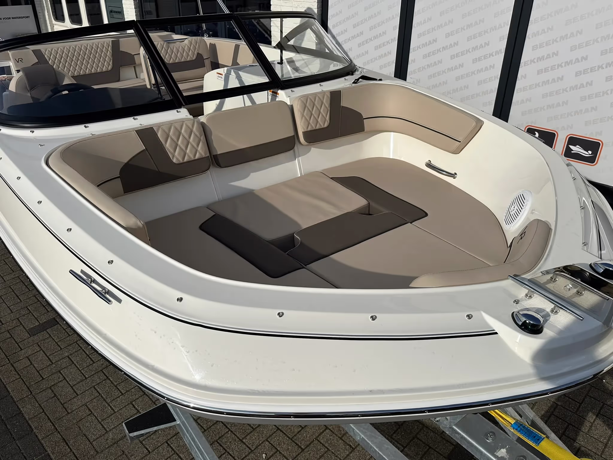 Bayliner VR6 Bowrider