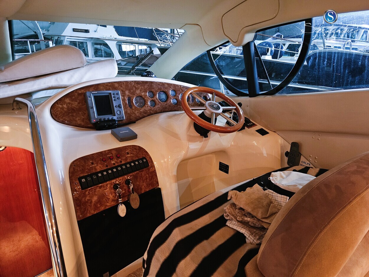 Azimut 42