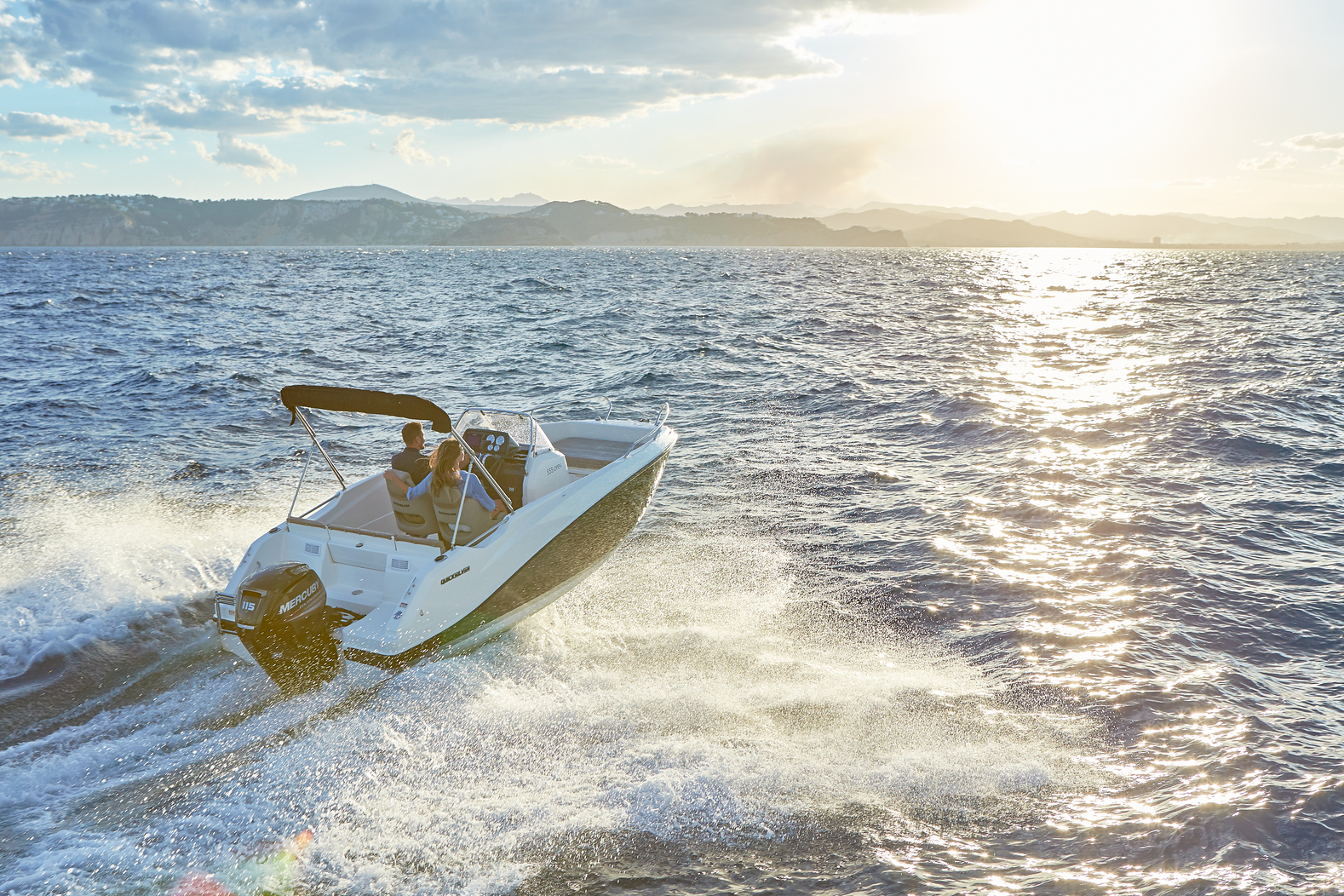 Quicksilver 555 Activ Open