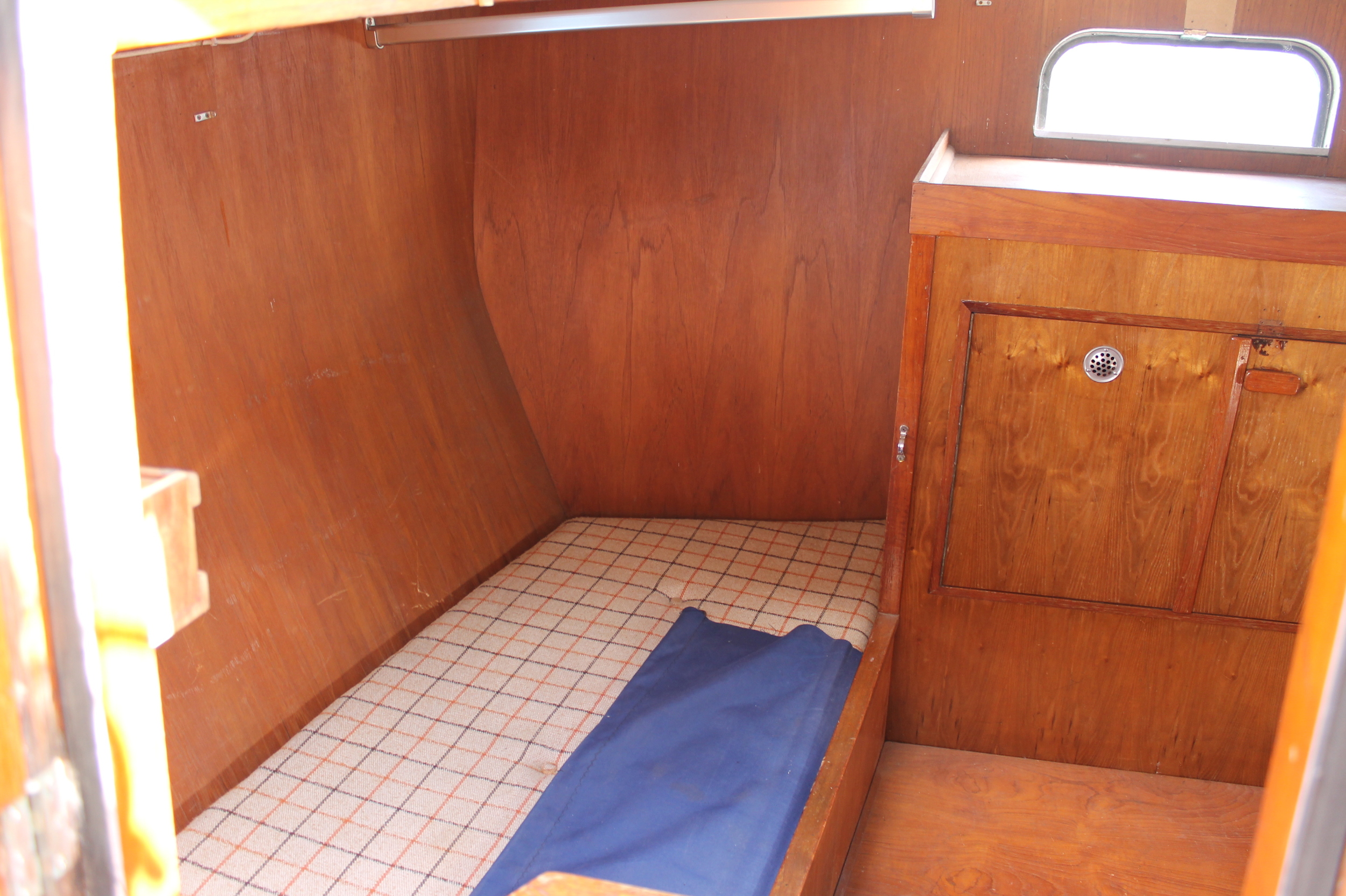 Pieter Beeldsnijder Gouwzee 3A