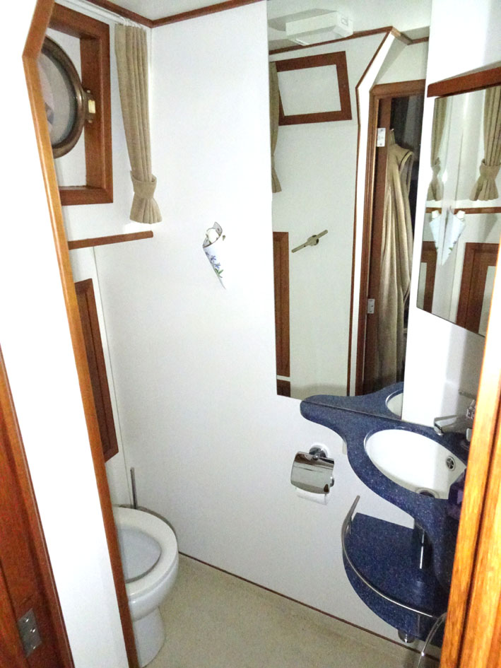 Luxe Motor Cruise 19.75