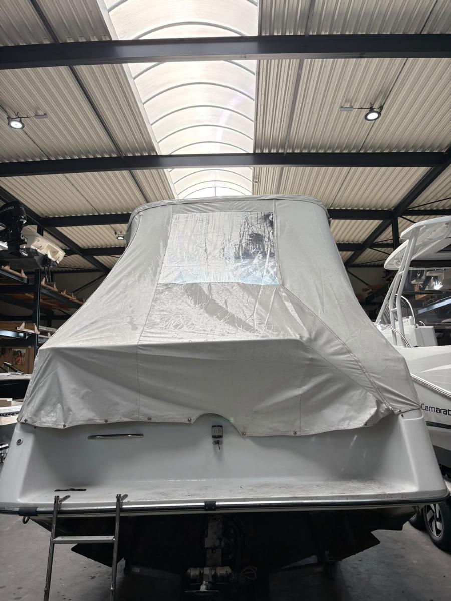 Rinker 260 FIESTA FEE