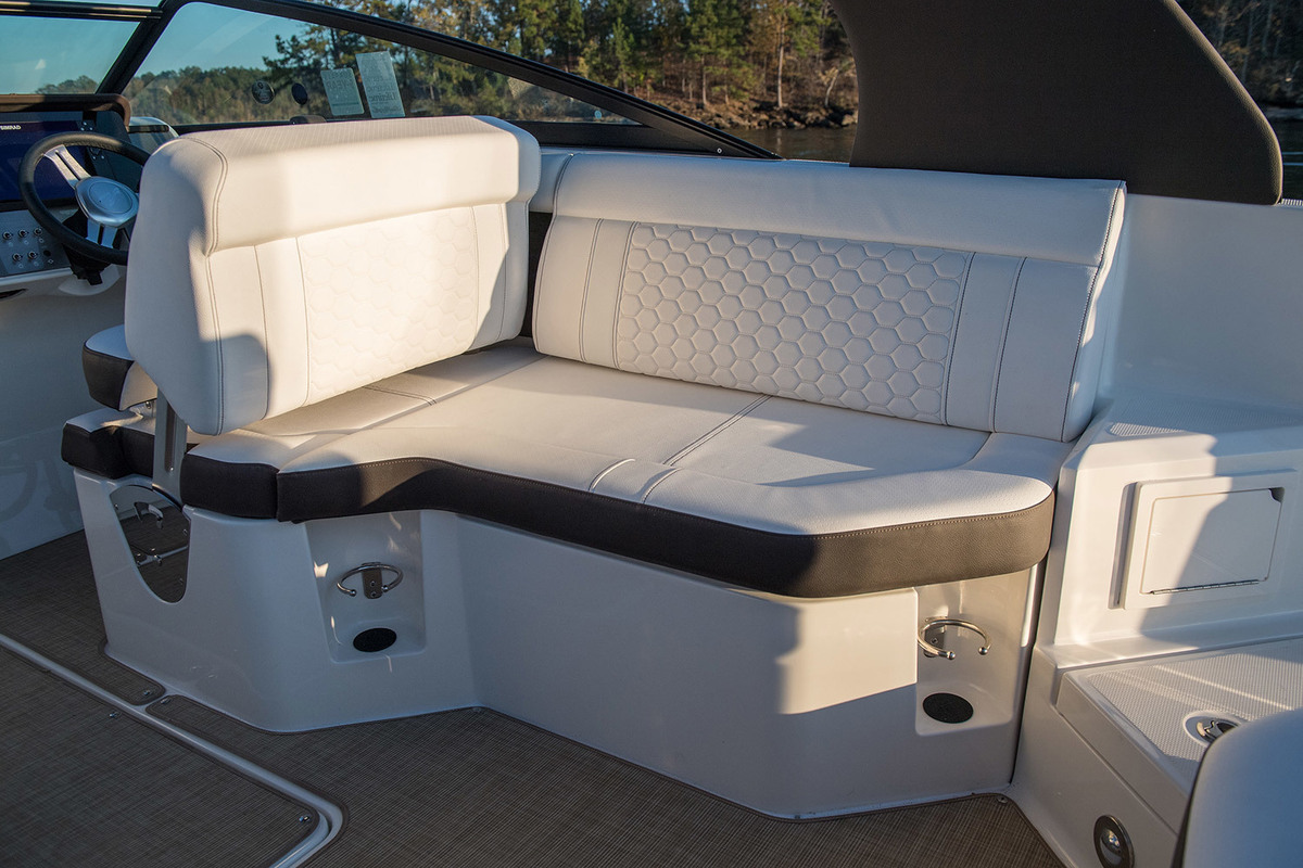 Sea Ray SDX 250