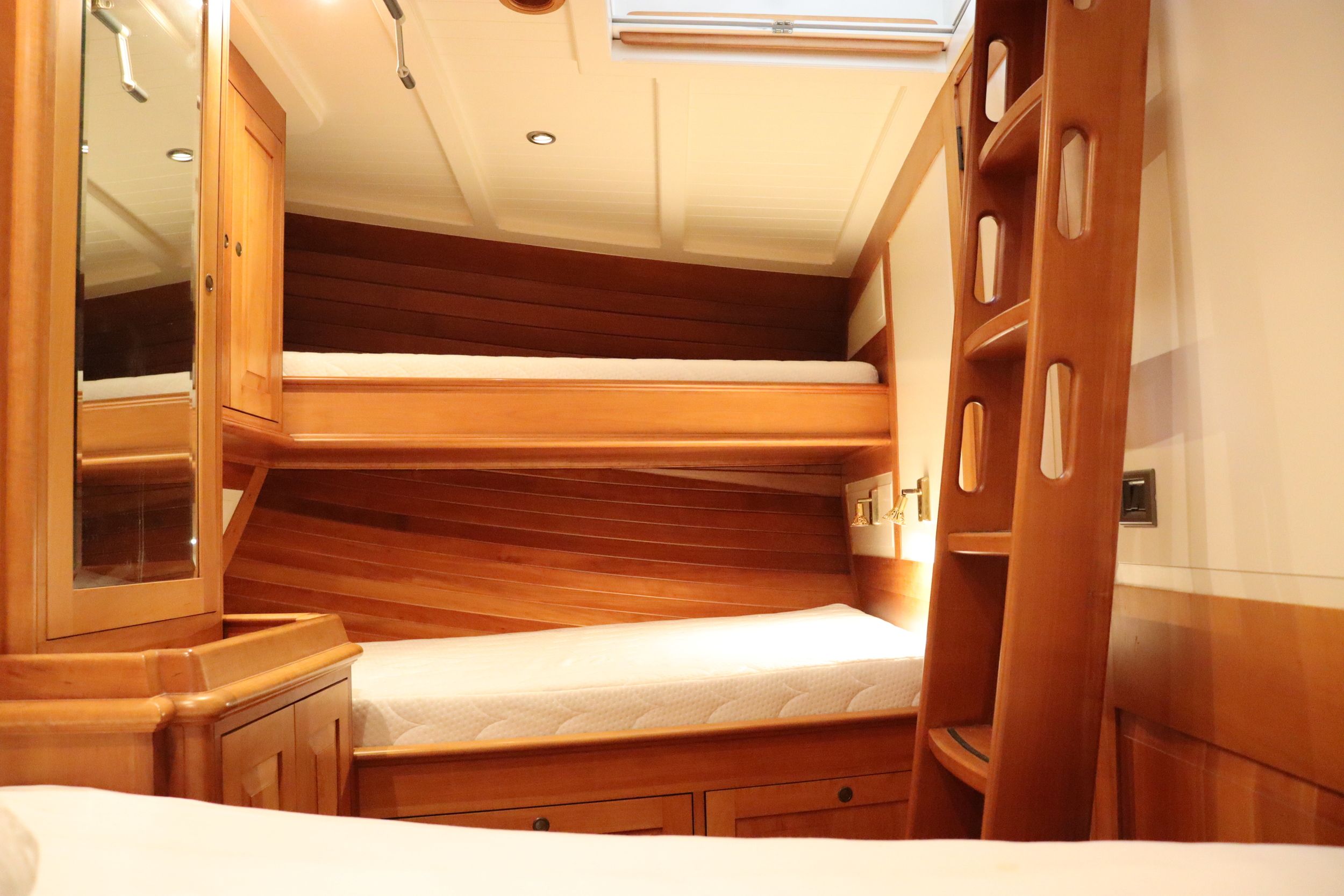 Schokker 18.60 Meter Hoek Design