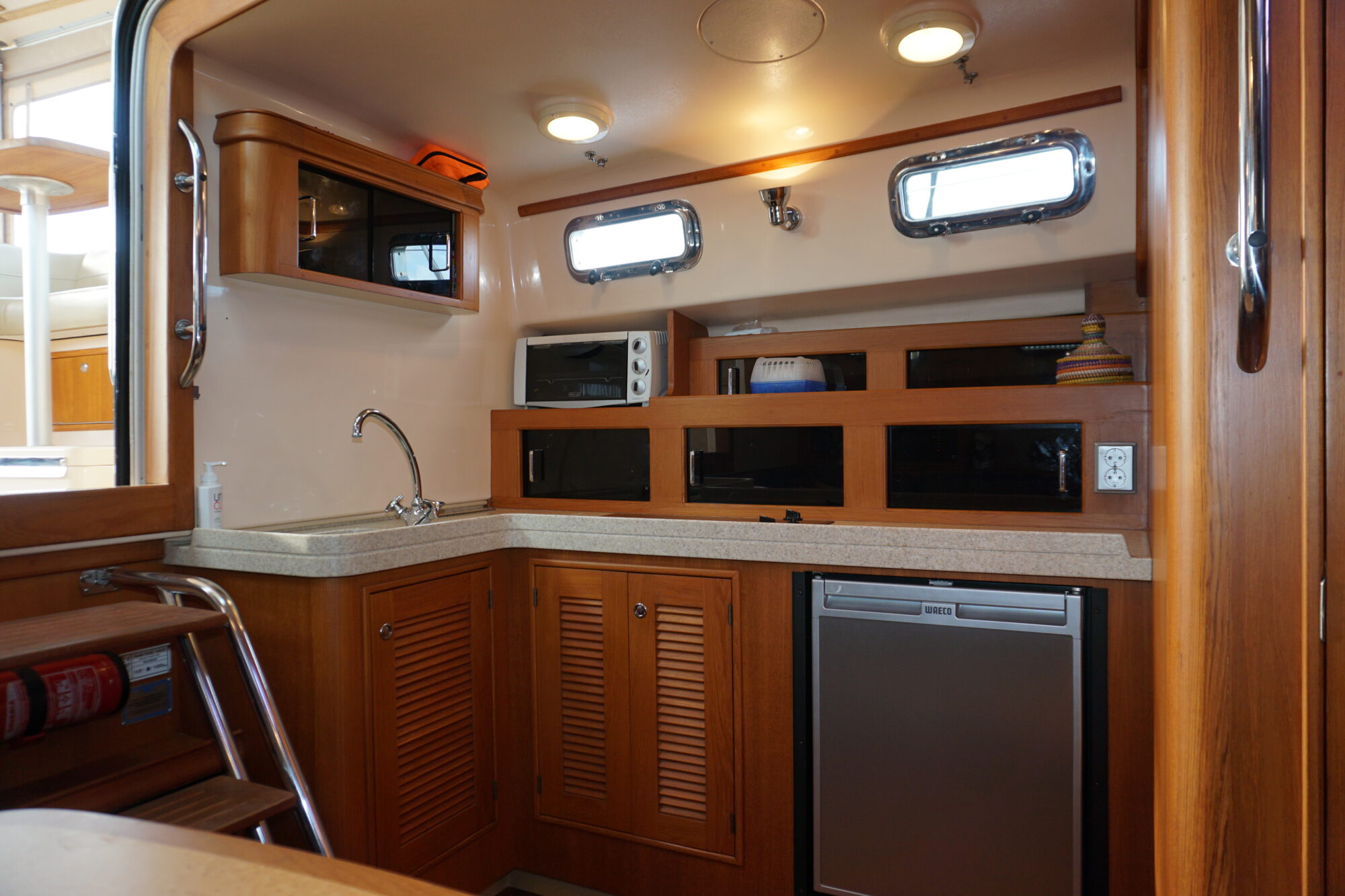 Island Packet Craft 360 Express