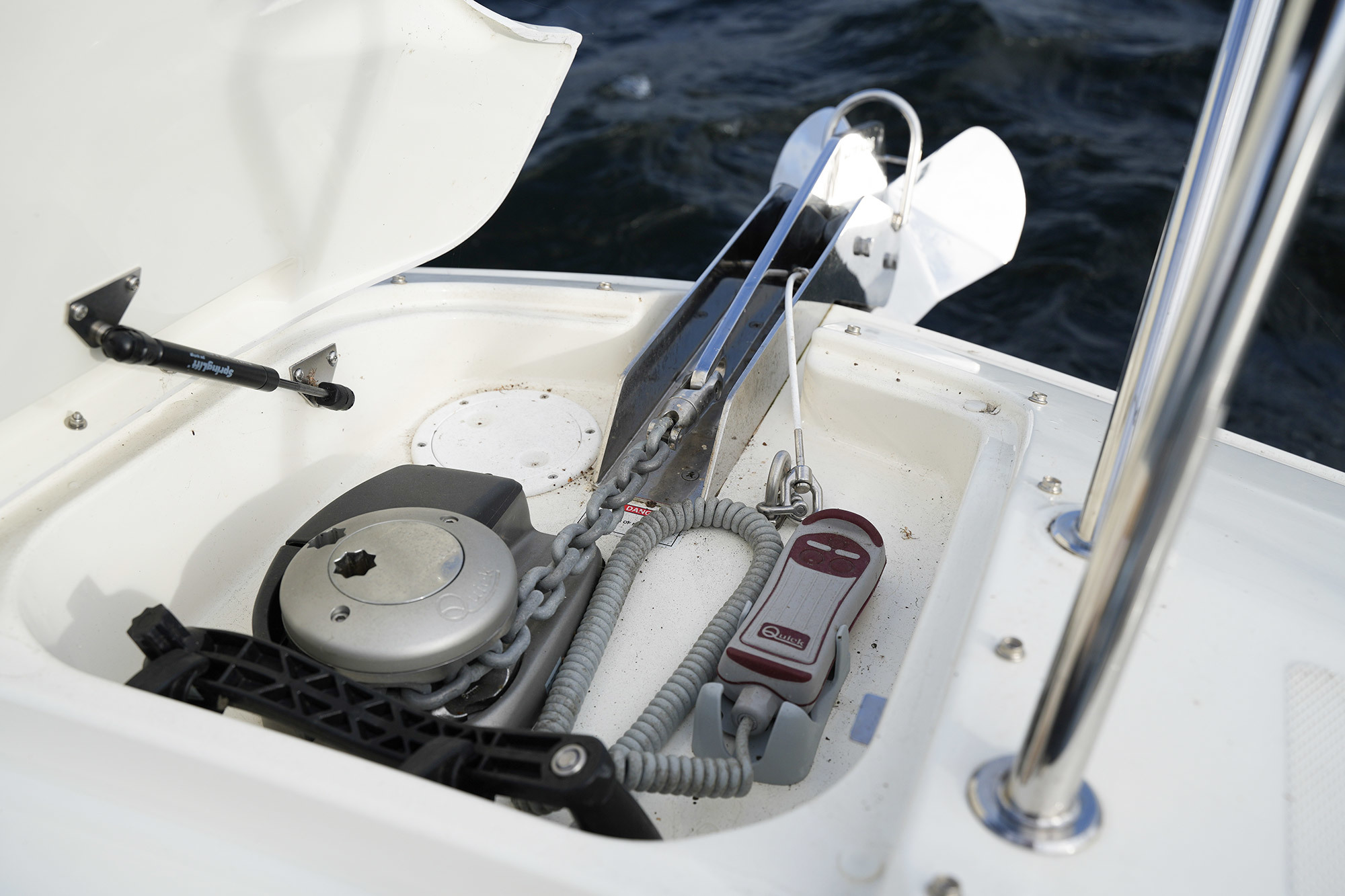 Sea Ray Sundancer 320