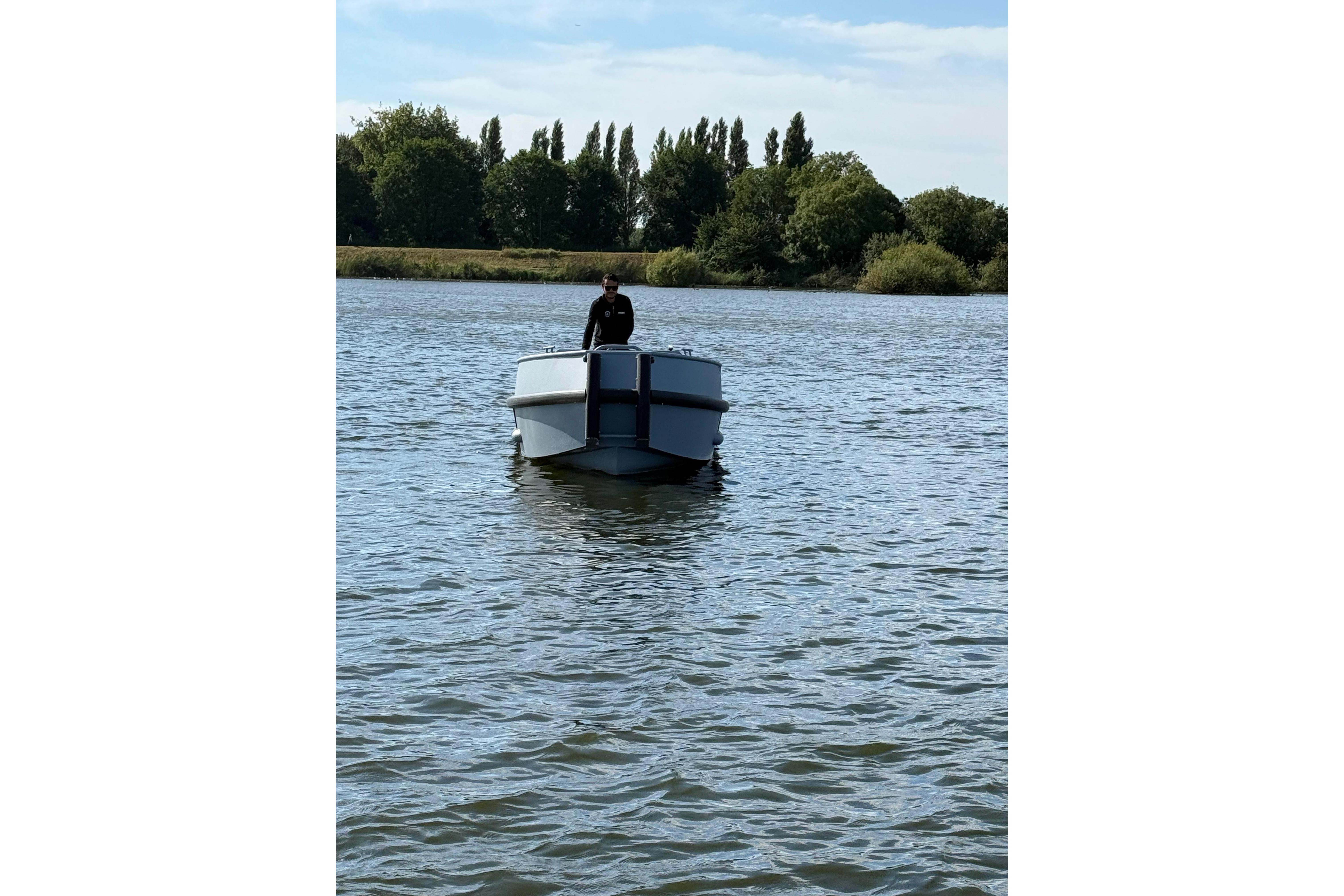 Stormer Tugboat 60