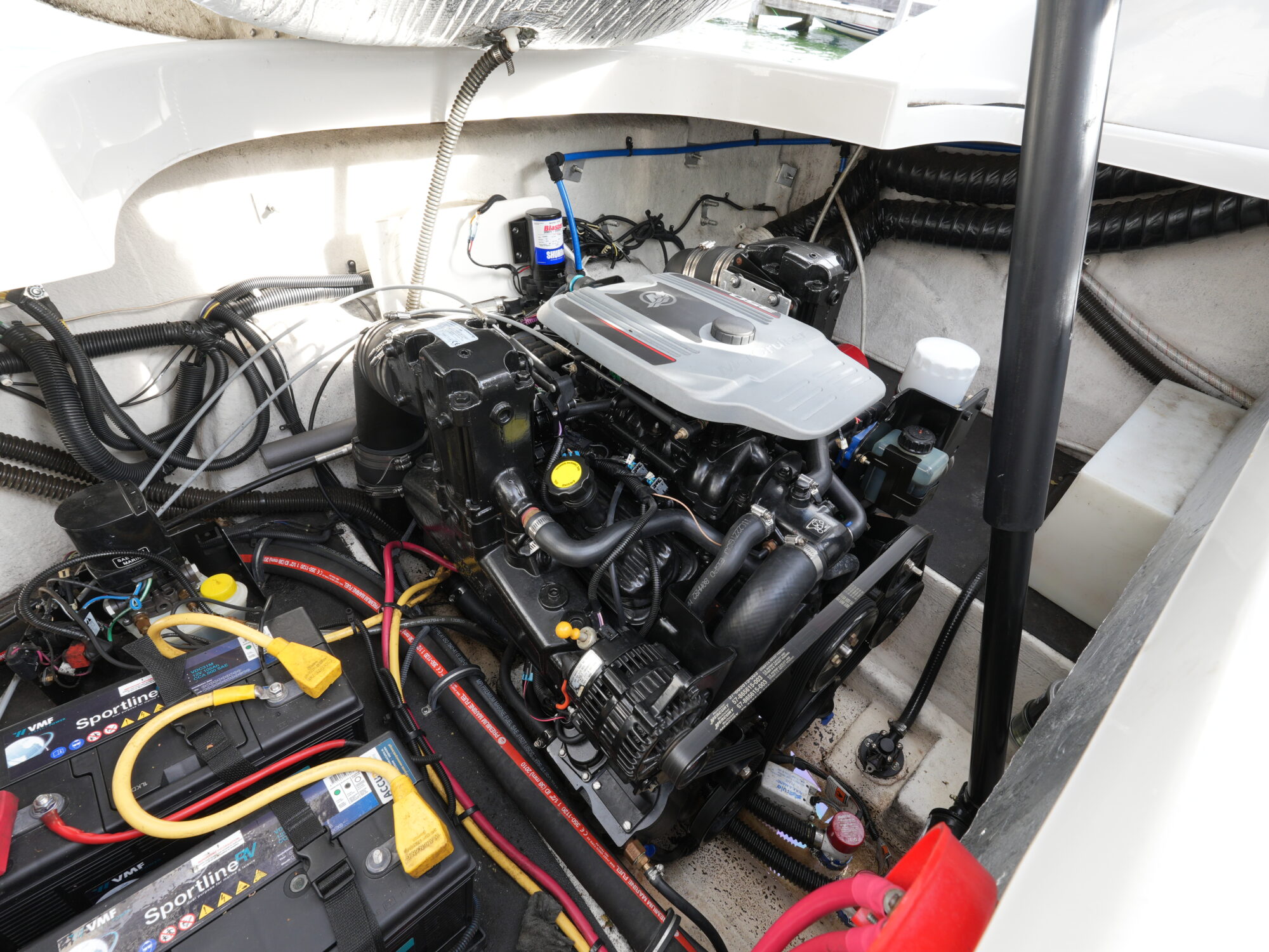 Crownline 265 SS