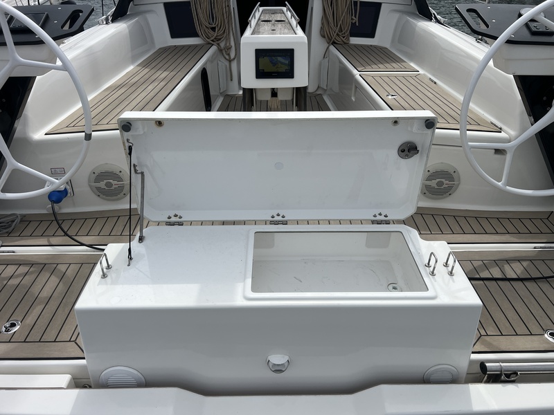 Dufour 37-2