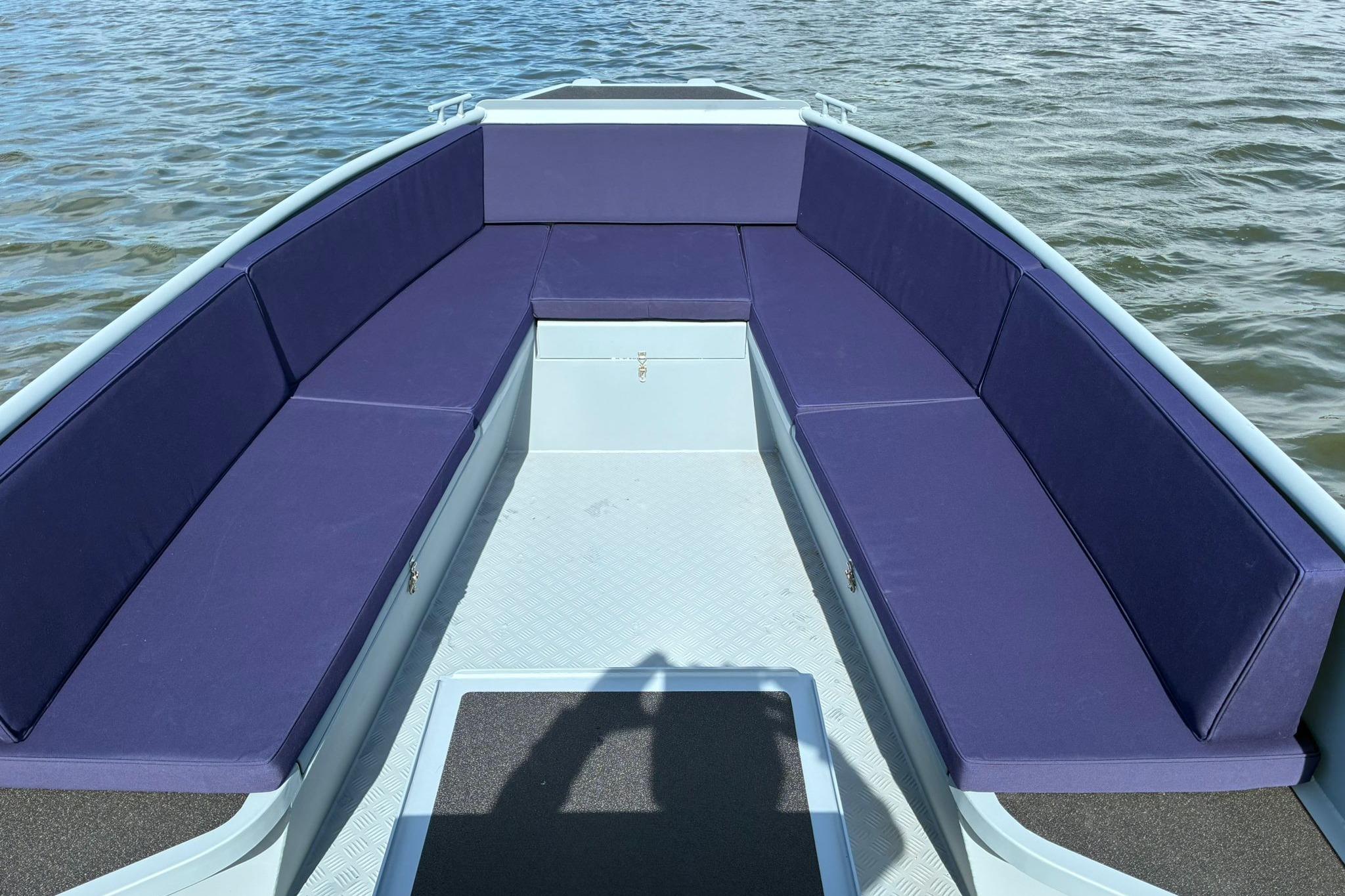 Stormer Tugboat 60