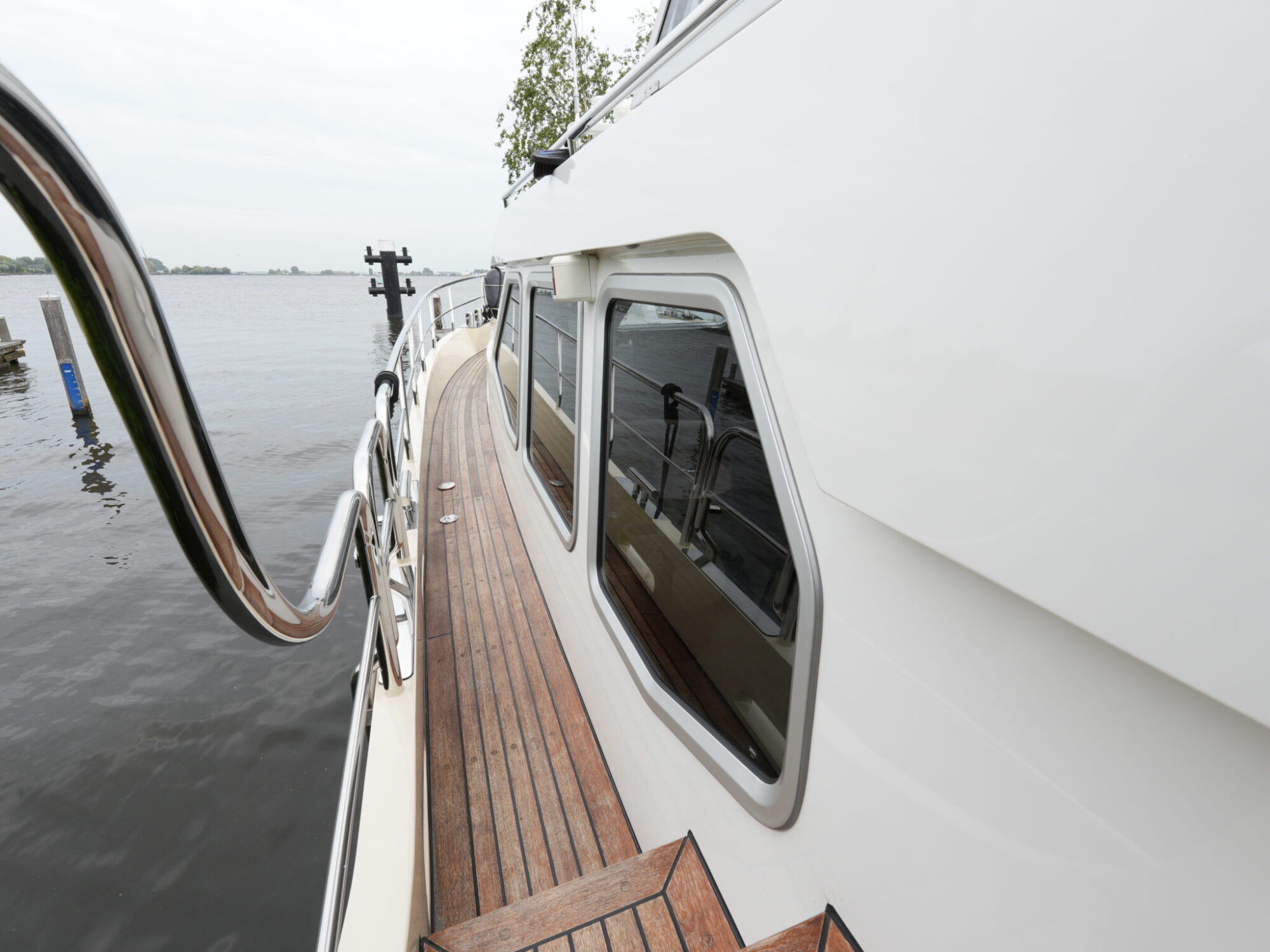 Van Vossen Parade 12.70 AK Exclusive