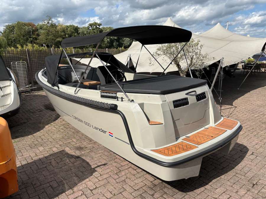 Corsiva 650 Tender Vaarklaar suzuki 30pk 