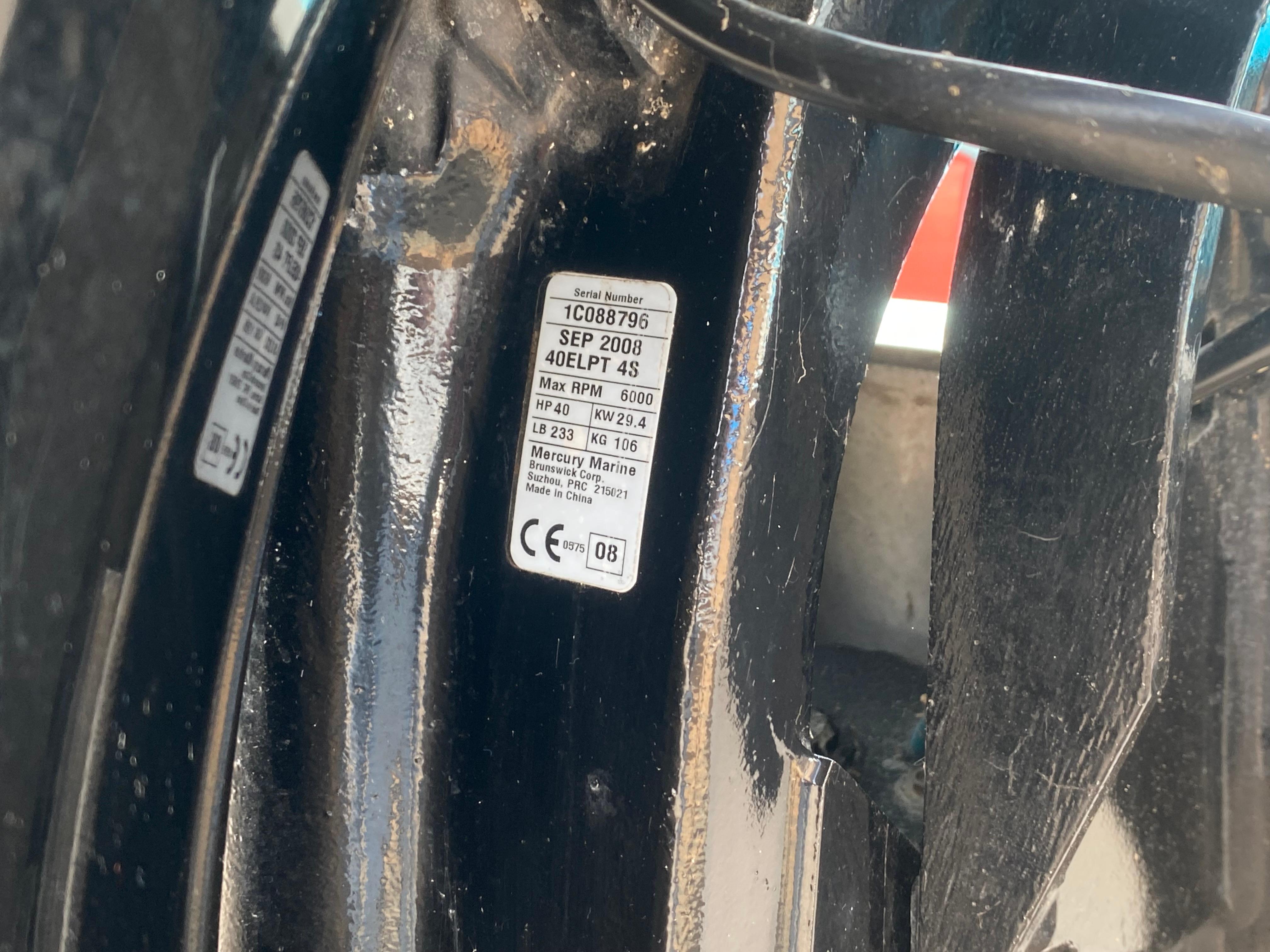 Boston Whaler 130 Sport 50 Anniversary