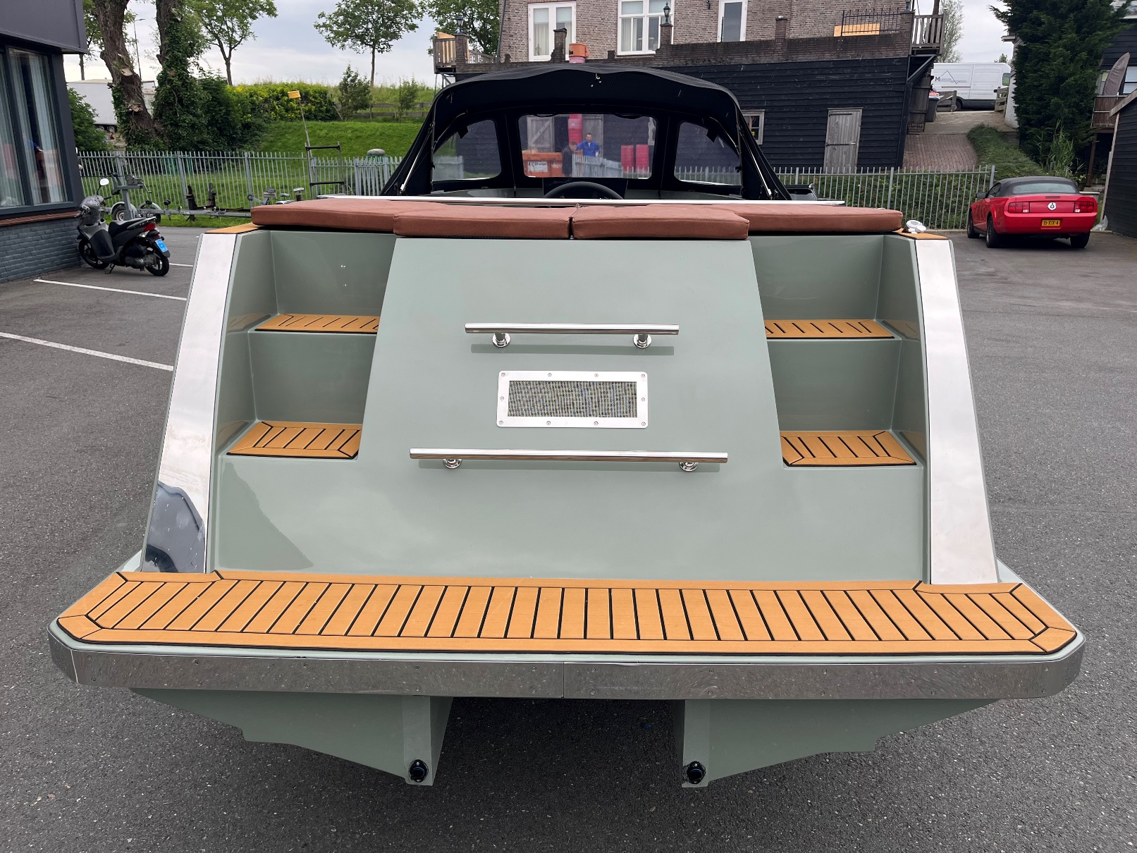 Maxima Boats 630 in unieke RAL 7033 kleurstelling op voorraad!