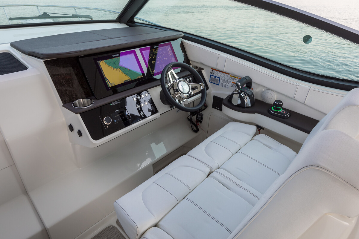 Sea Ray Sundancer 320 OB