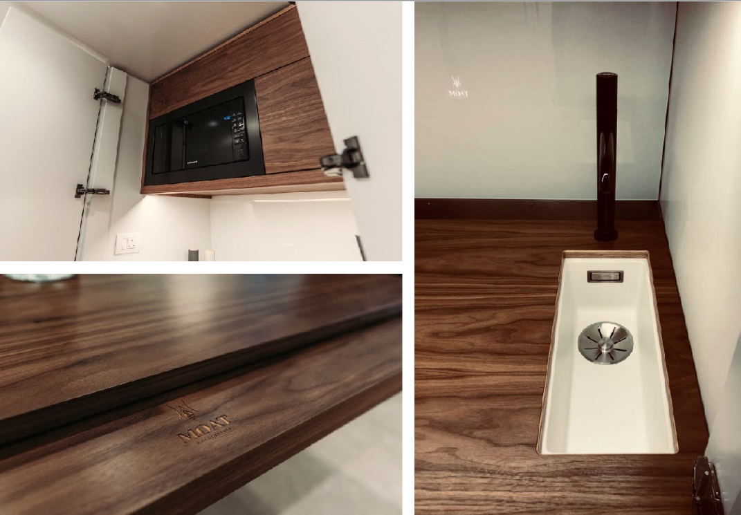 MX4 Houseboat MOAT