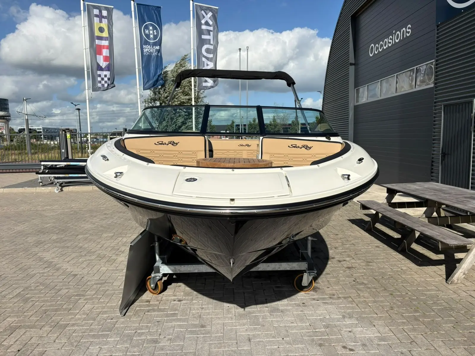 Sea Ray SPX 190