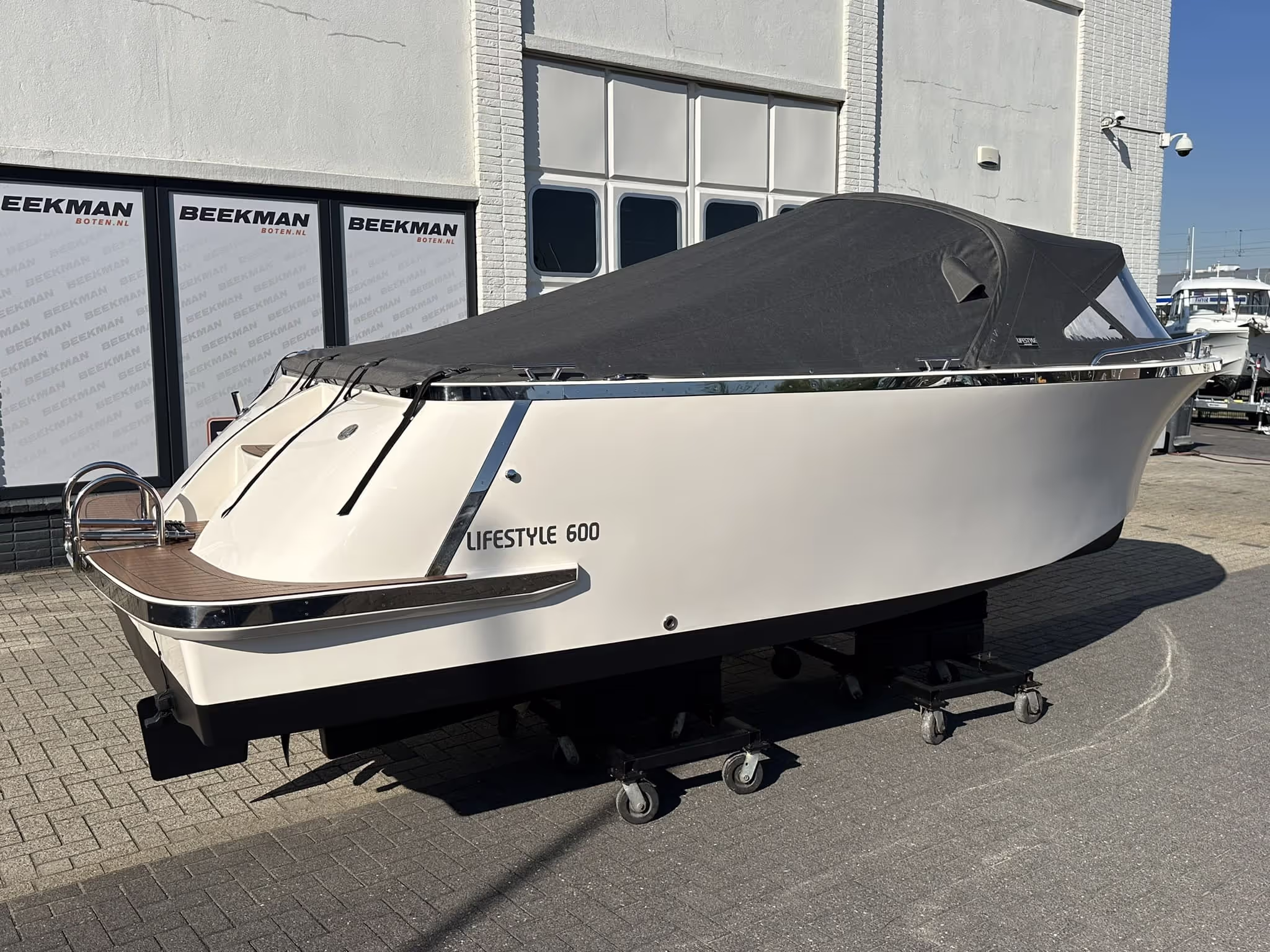 Lifestyle 600 Tender