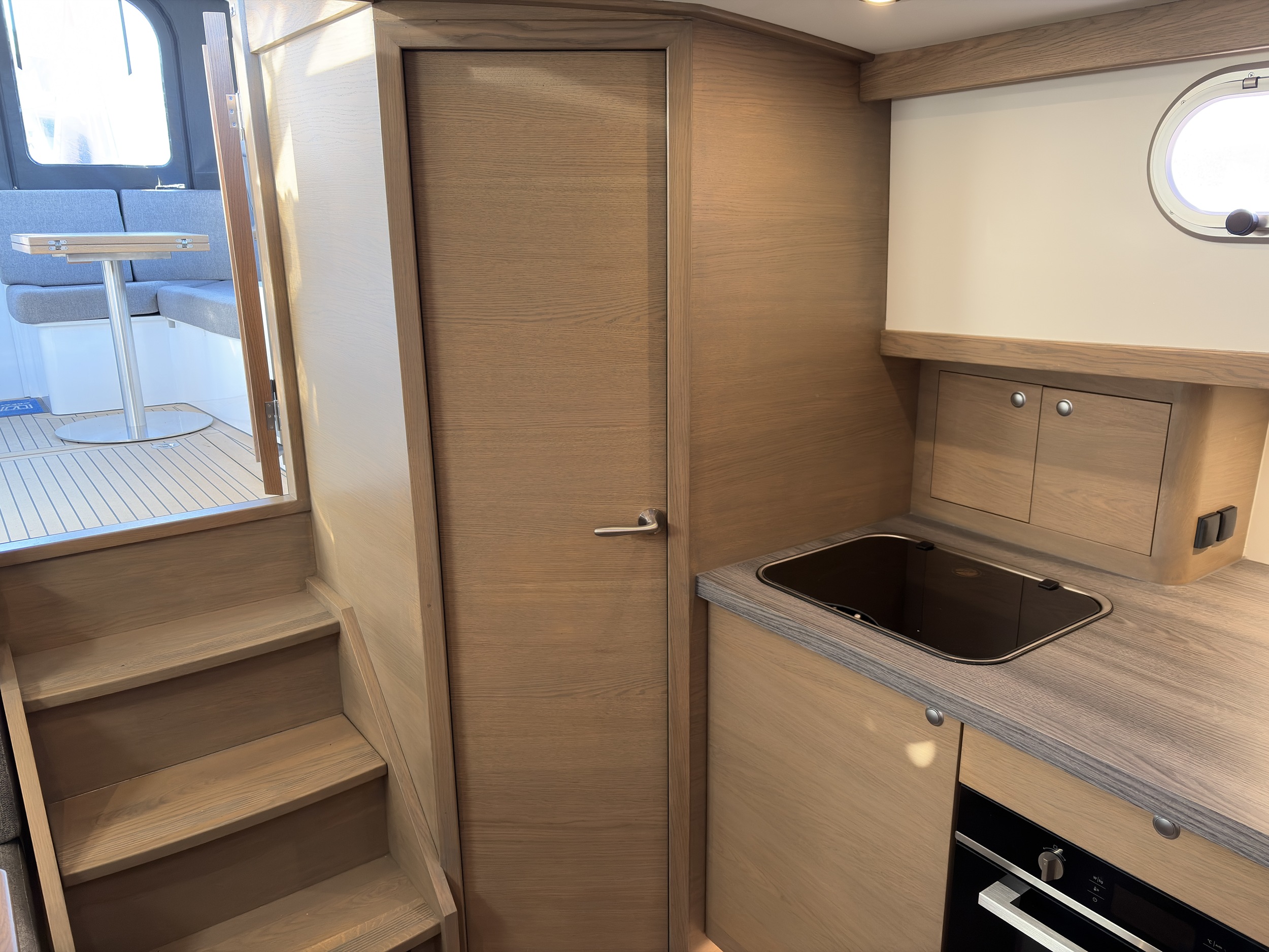 Vedette 37 Cabin Comfort Line