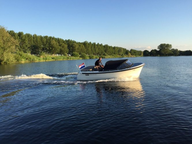 Primeur 610 tender DE GROOTSTE SLOEPENSHOWROOM VAN NEDERLAND