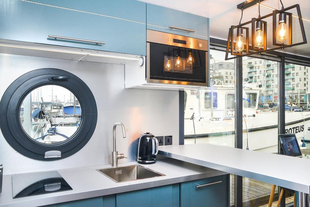 La Mare Houseboat Apartboat XL - NEW