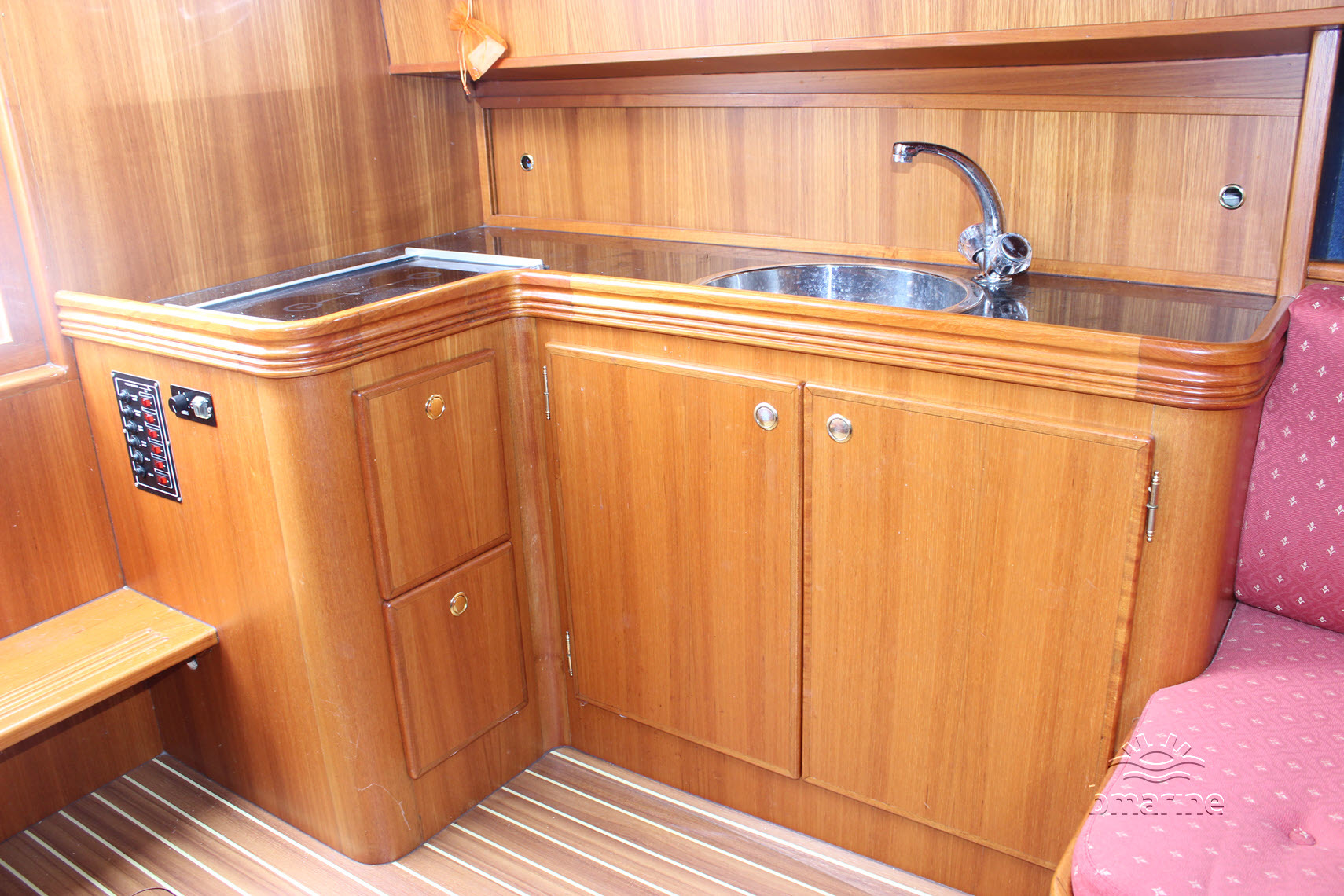 IJzendoornsloep Cabin 7.75