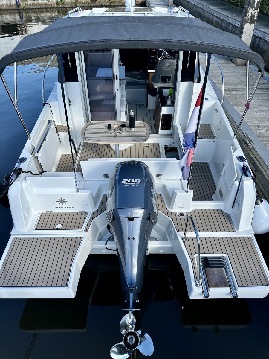 JEANNEAU 795 S2 MERRY FISHER
