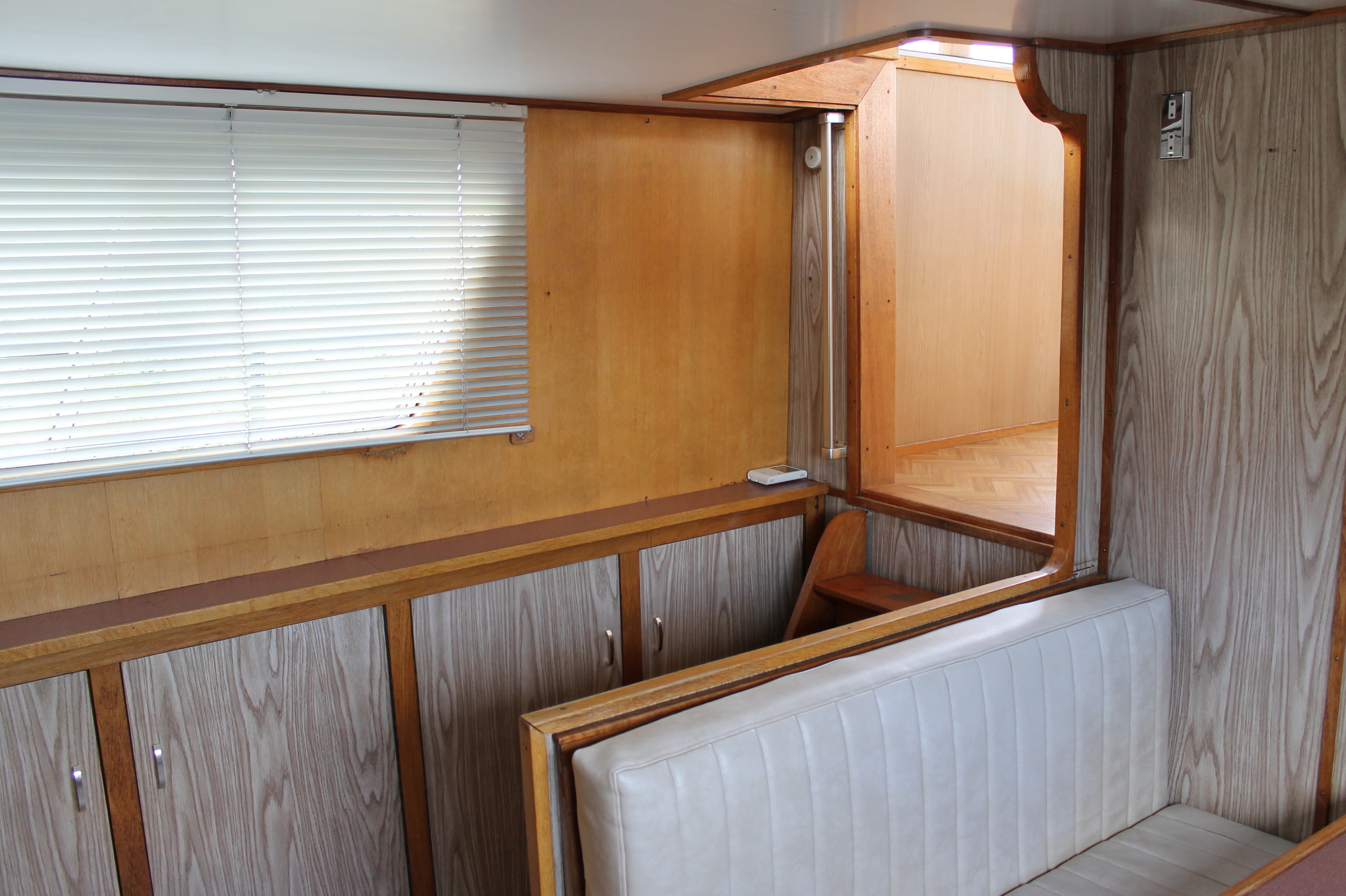 Tjalk Varend Woonschip 19.99