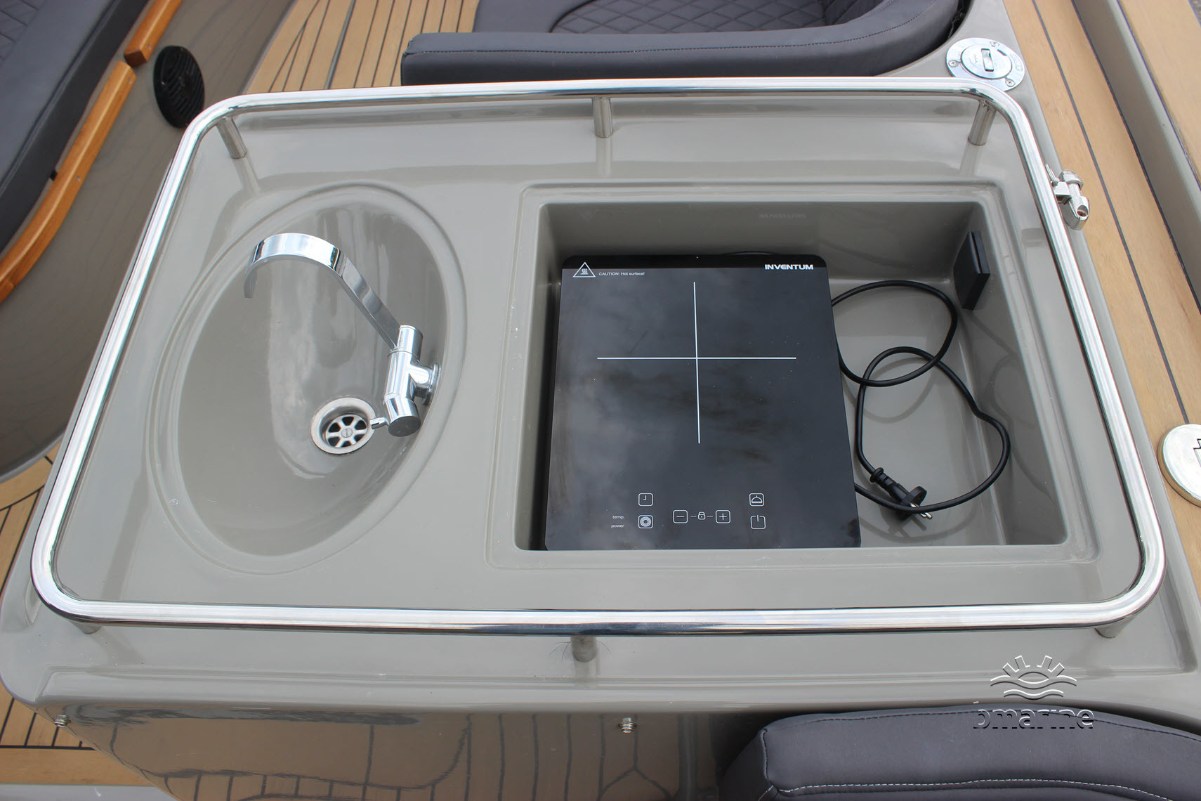 Pieterman 860 Tender