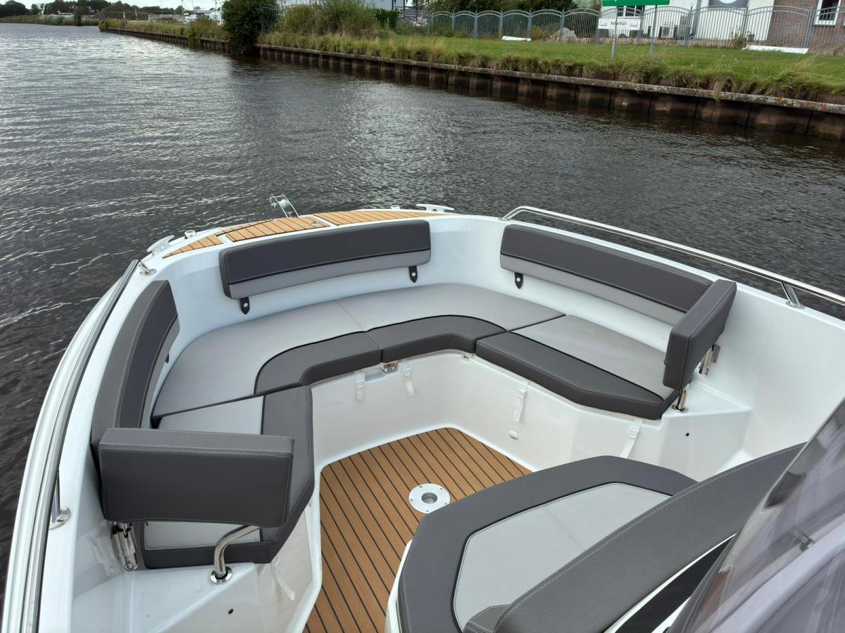 Jeanneau Cap Camarat 7.5 CC Serie 3