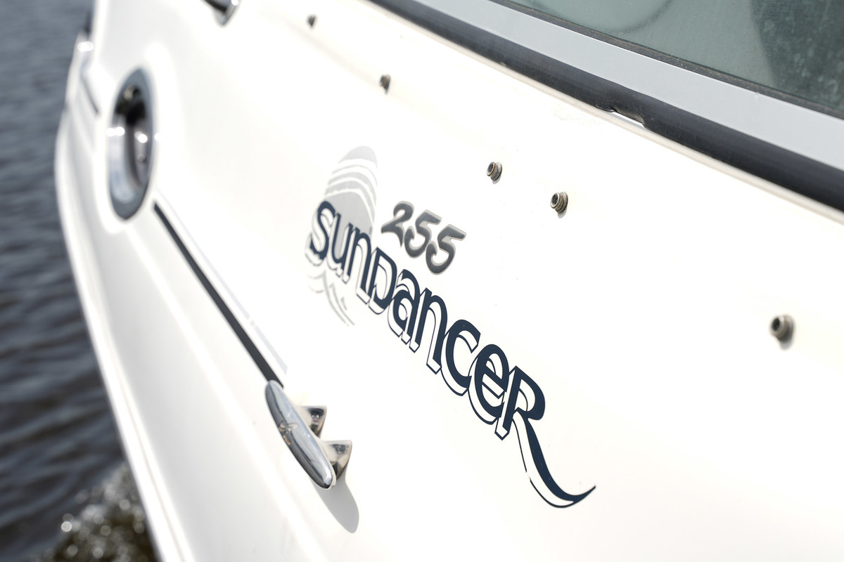 Sea Ray 255 Sundancer
