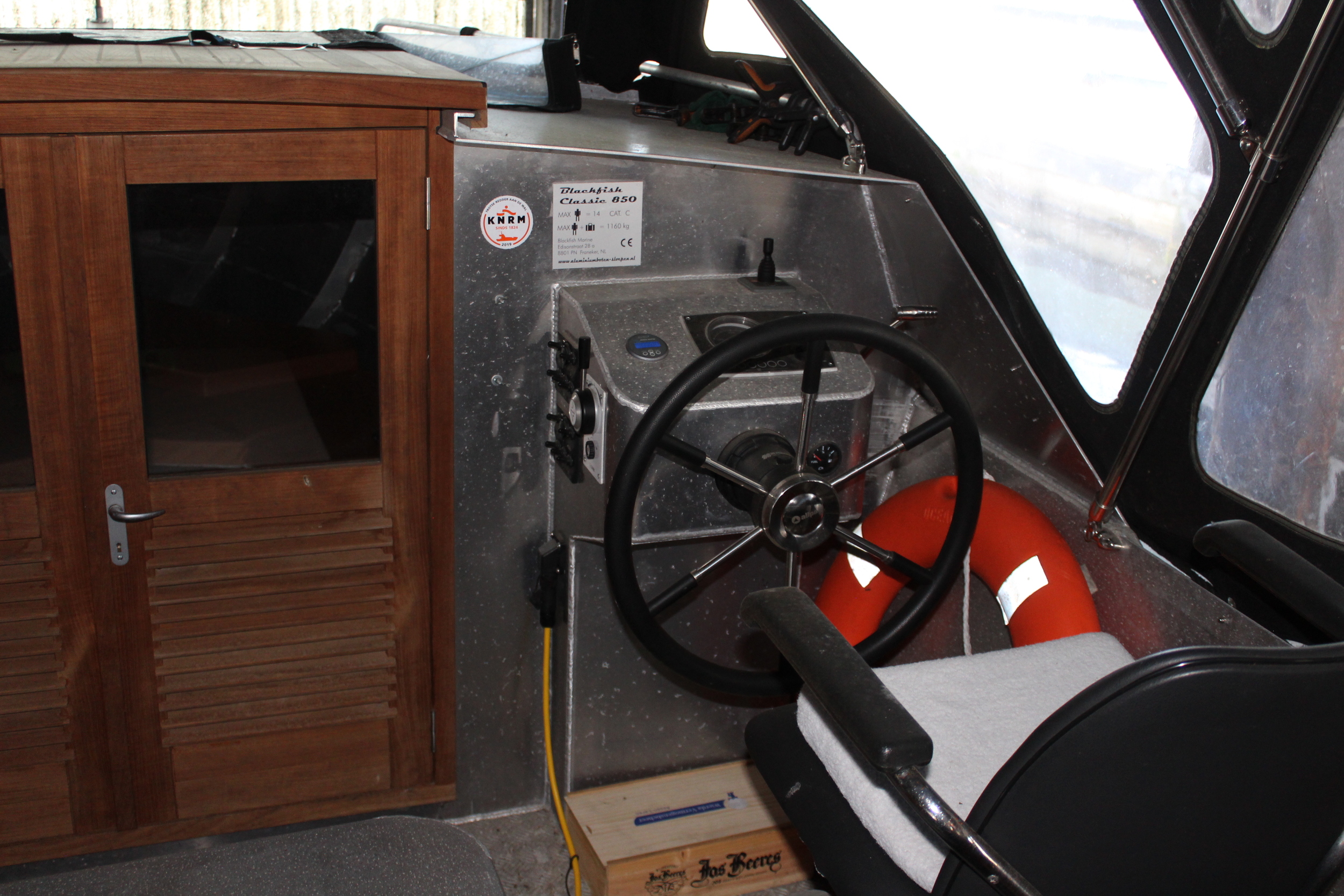 Black Fish Cabin 850 XL