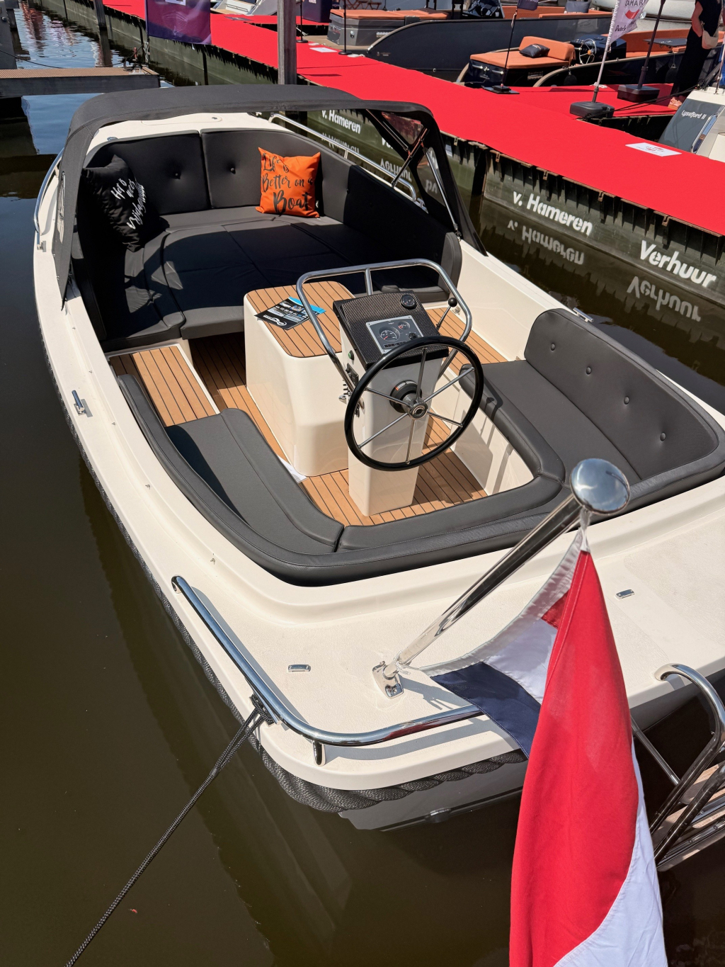 Waterspoor  630 Demo & ELKE ZONDAG OPEN
