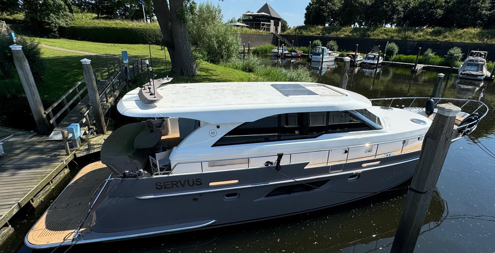 Van den Hoven Van den Hoven Executive 15.00 MK II