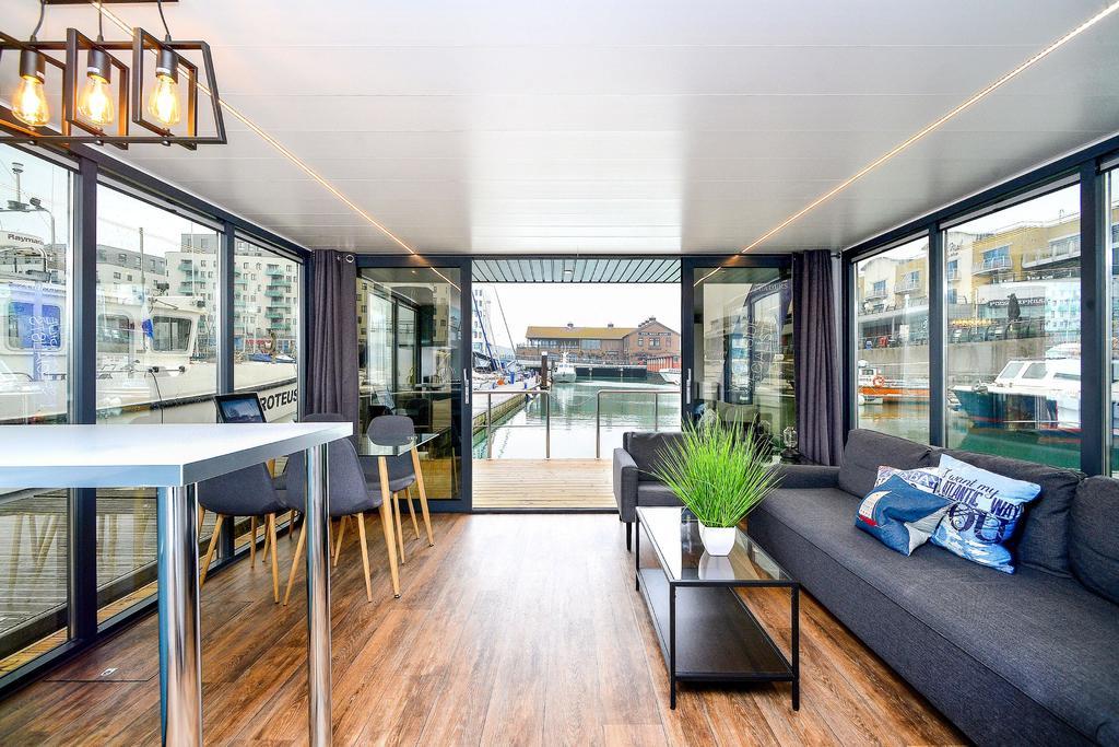 La Mare Houseboat Apartboat XL - NEW