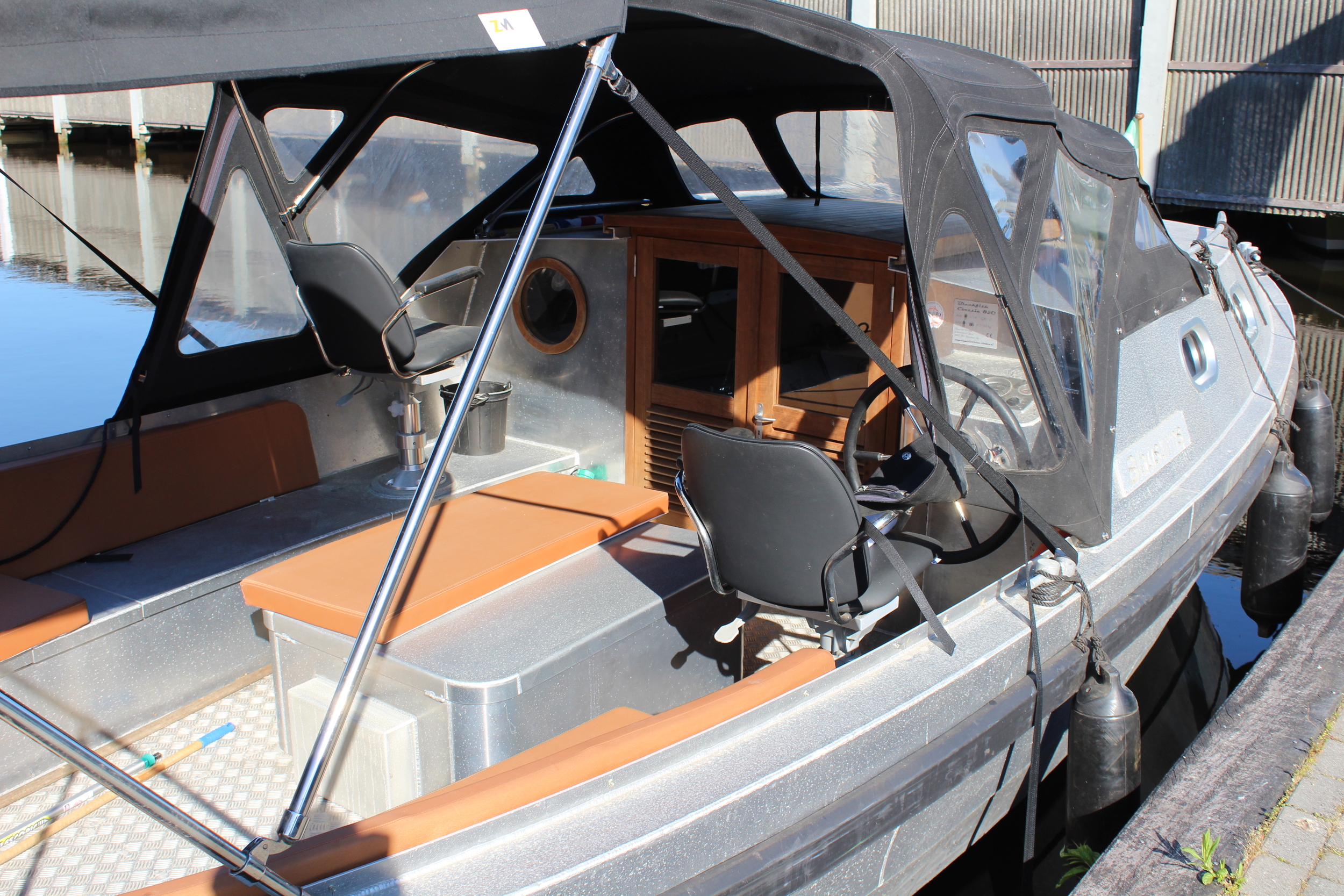 Black Fish Cabin 850 XL