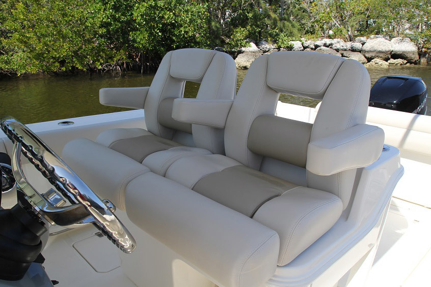 Boston Whaler 280 Outrage