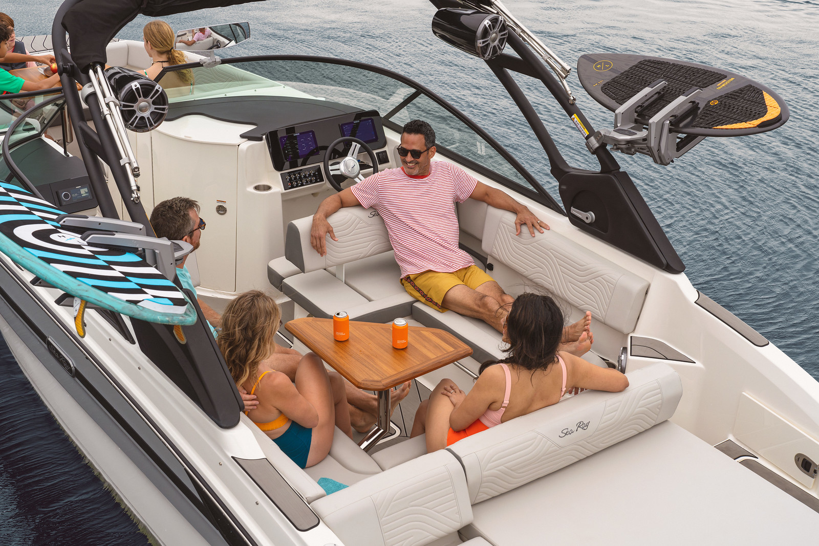 Sea Ray SDX 270 Surf