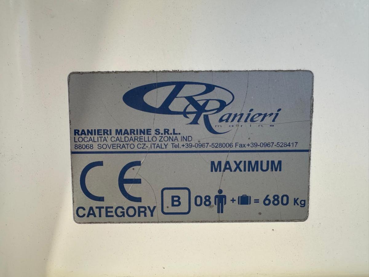 RANCRAFT RM-Yacht Ranieri RV-25 Console boat