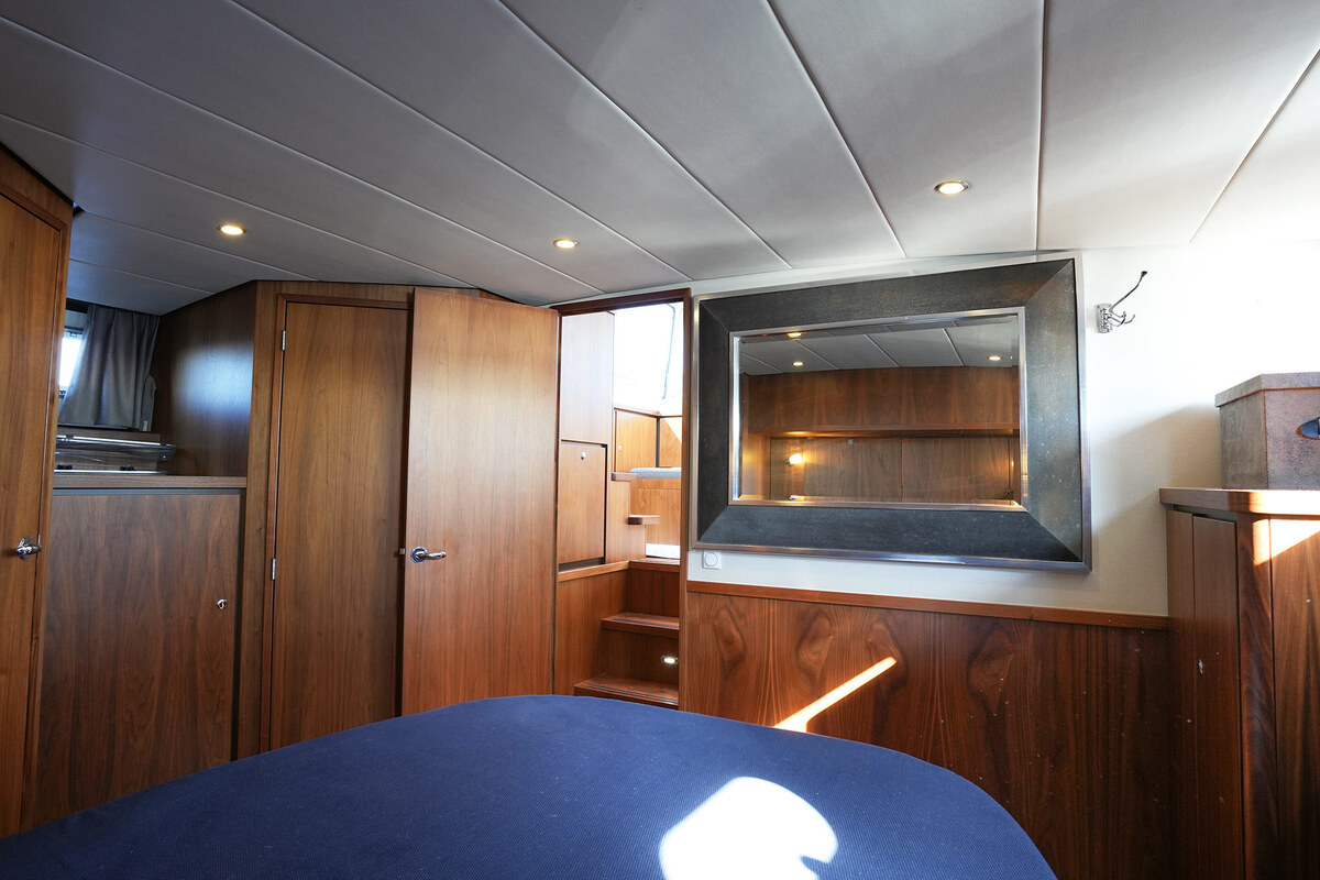 Linssen Grand Sturdy 410 AC Variotop met stabilisator