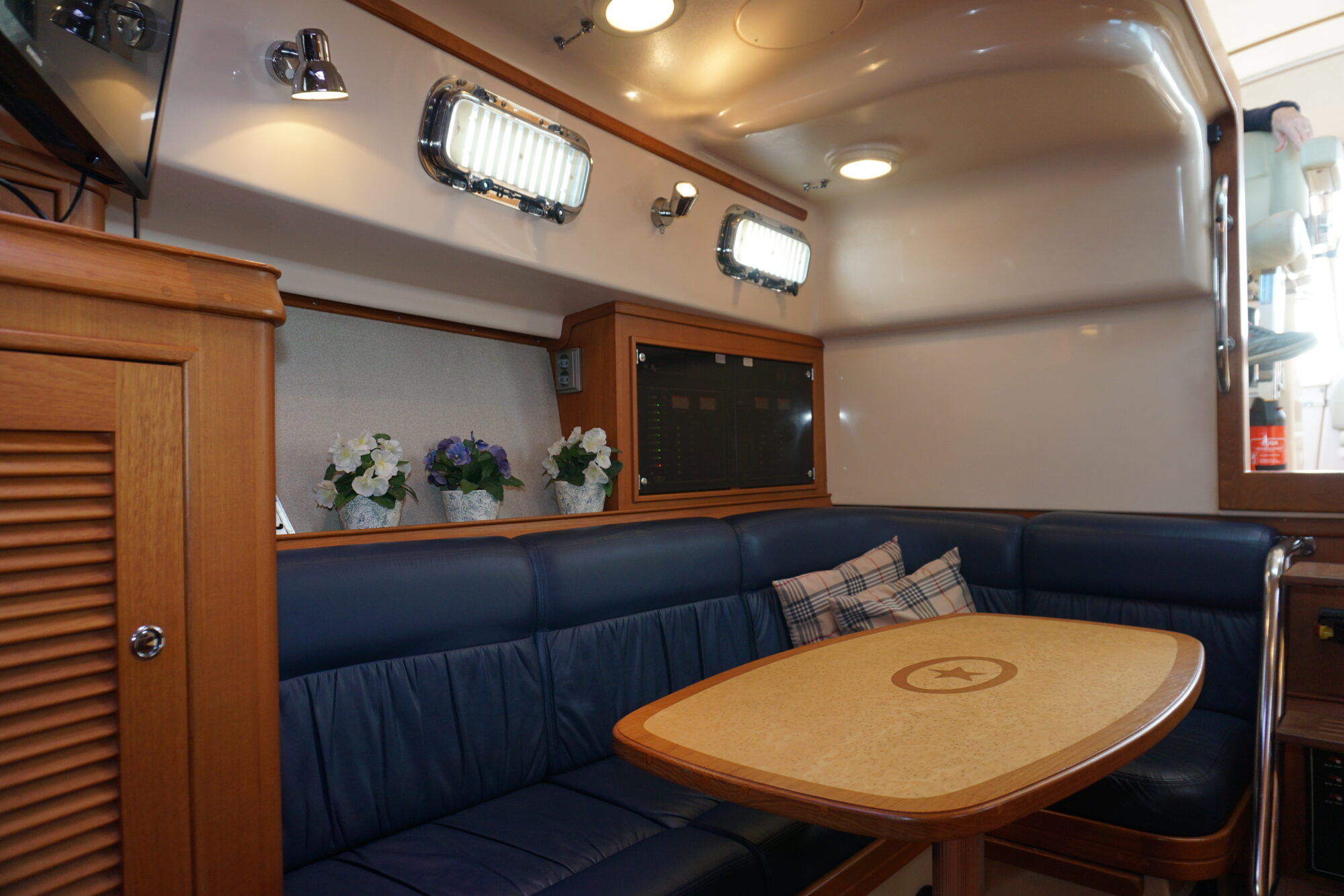 Island Packet Craft 360 Express