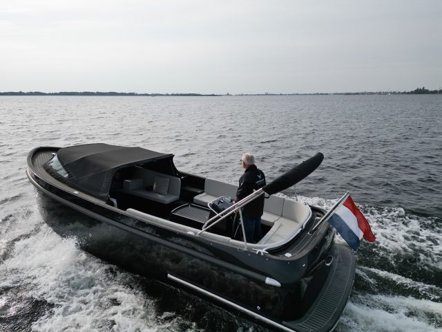 Seafury Hawker 725 jonge occasion