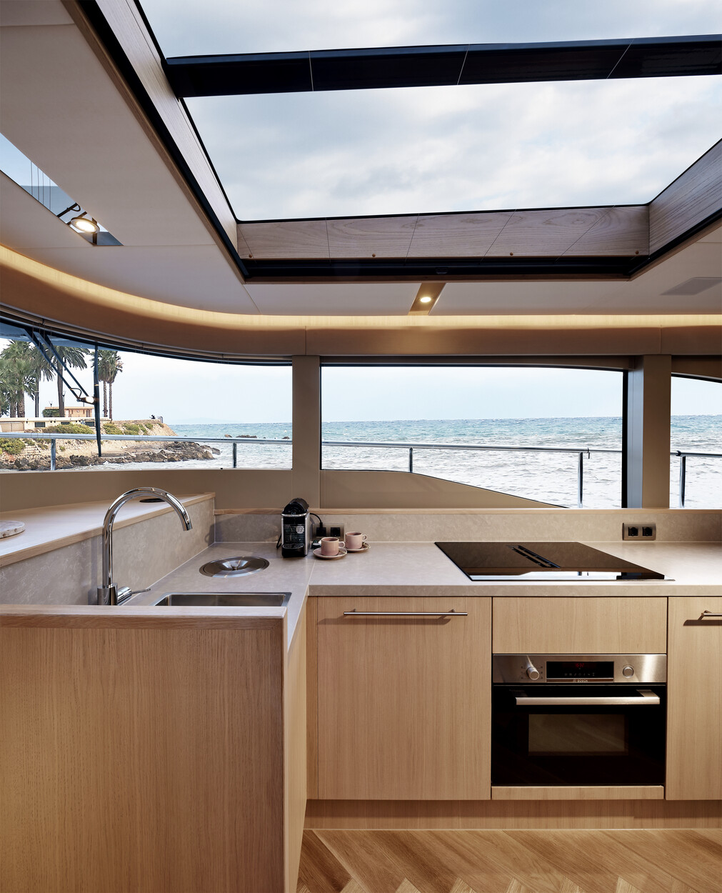 Van den Hoven Voyager 50