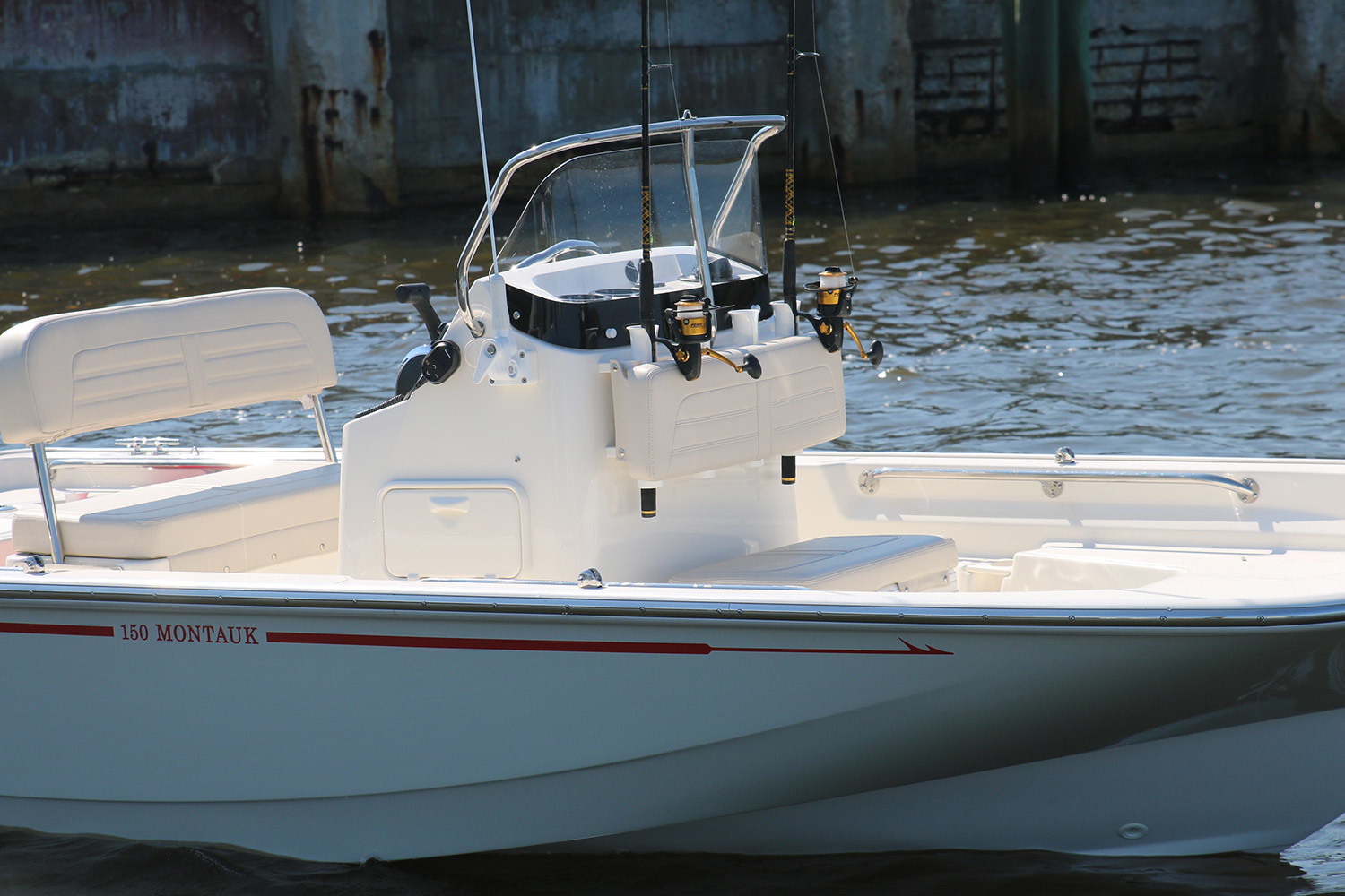 Boston Whaler 150 Montauk